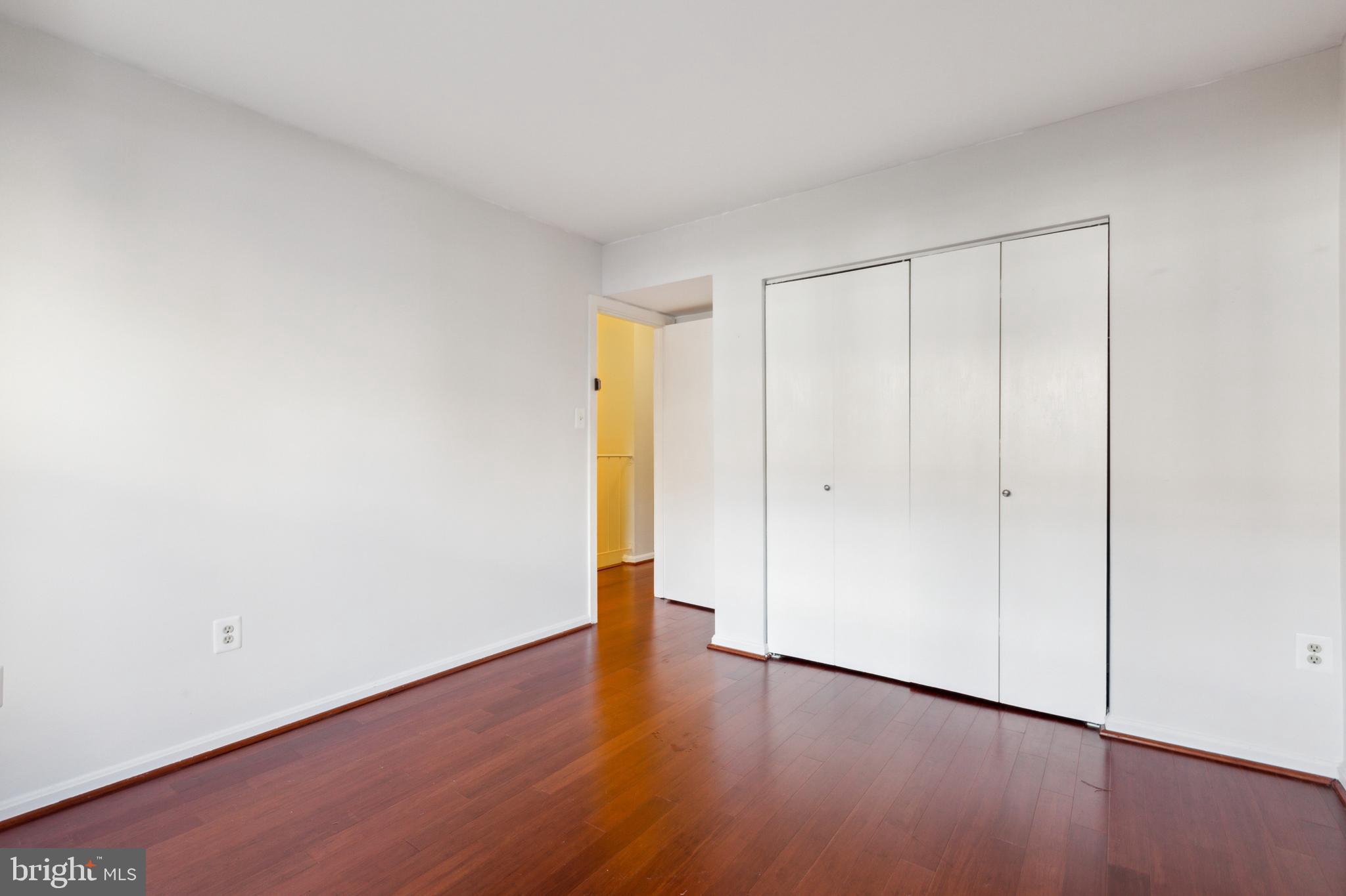 28 Dudley Ct #14