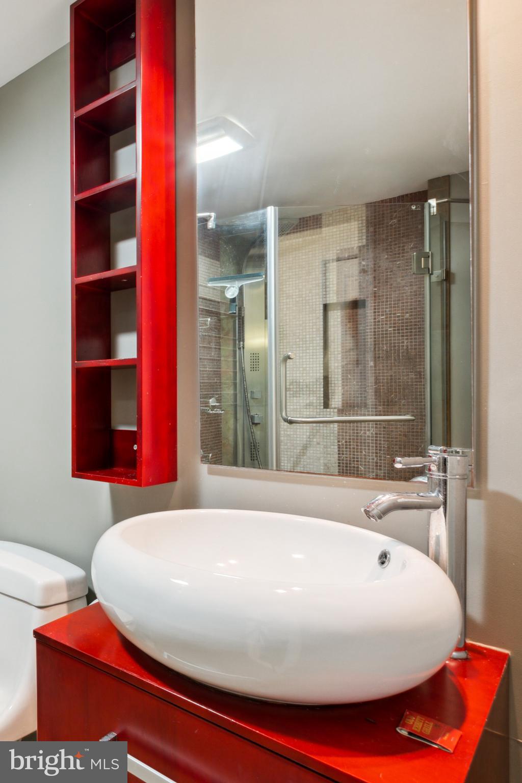 28 Dudley Ct #14