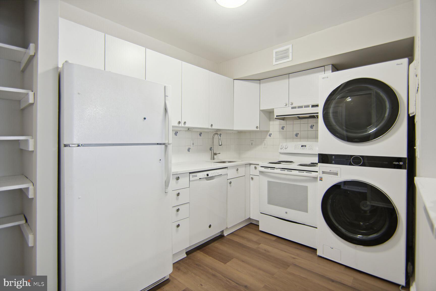 724 Azalea DRIVE Unit: 10-724