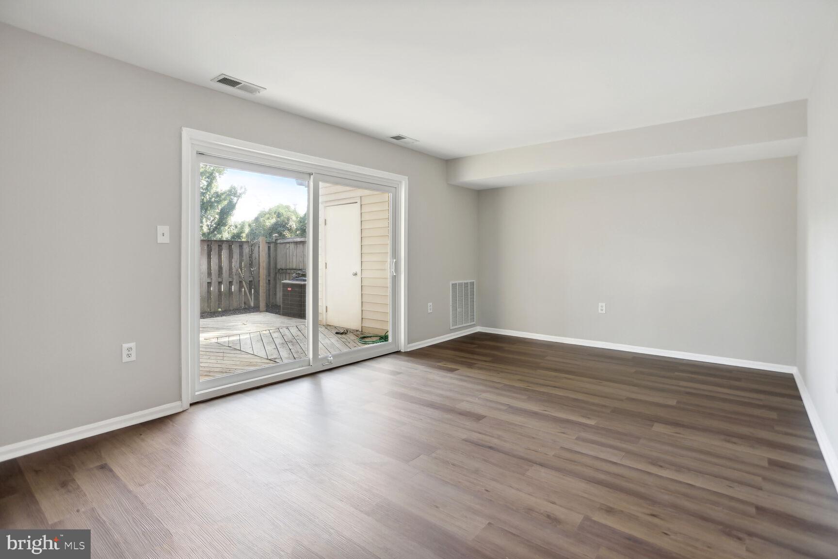 724 Azalea DRIVE Unit: 10-724