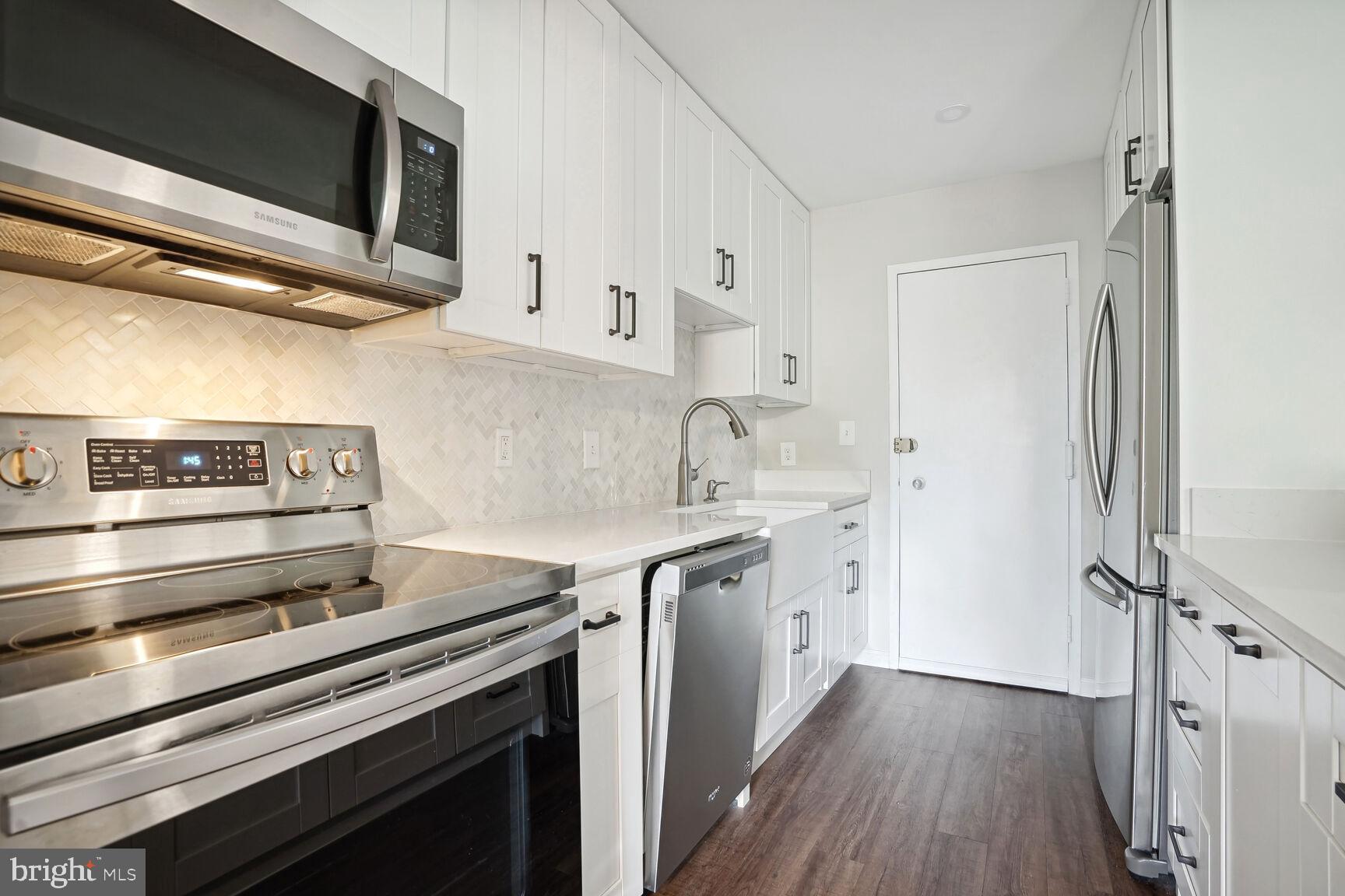 7505 Democracy BOULEVARD Unit: A-136