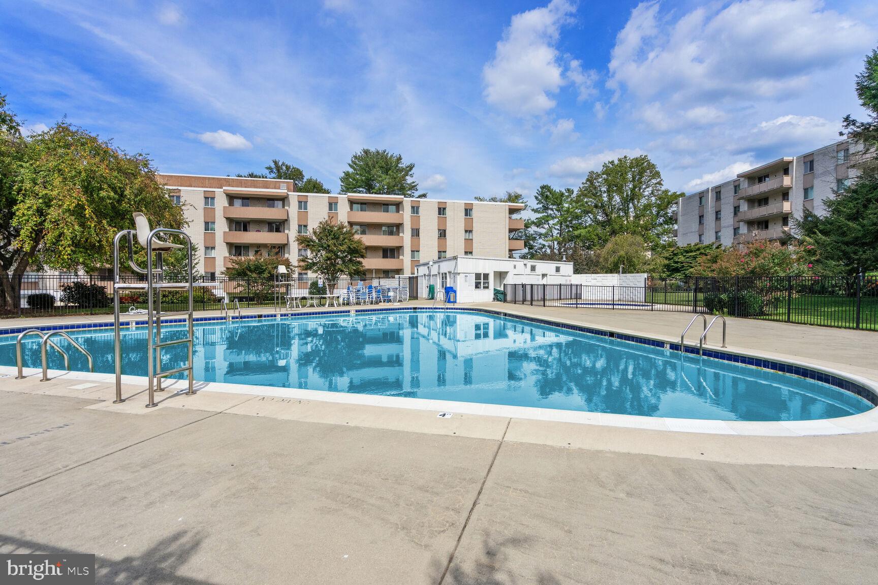 7505 Democracy BOULEVARD Unit: A-136
