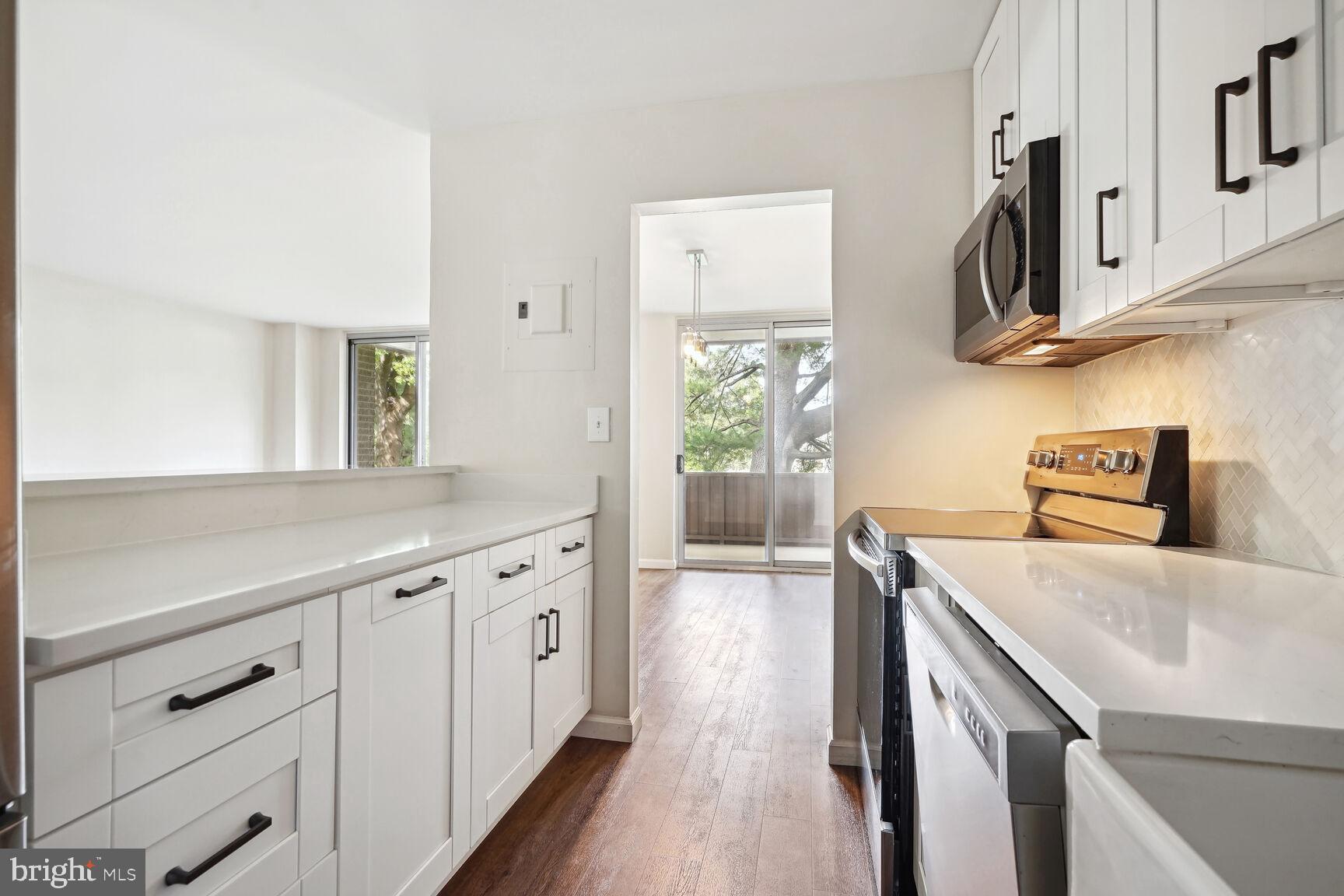 7505 Democracy BOULEVARD Unit: A-136