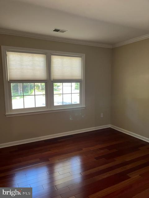 718 Beacon Hill Ter
