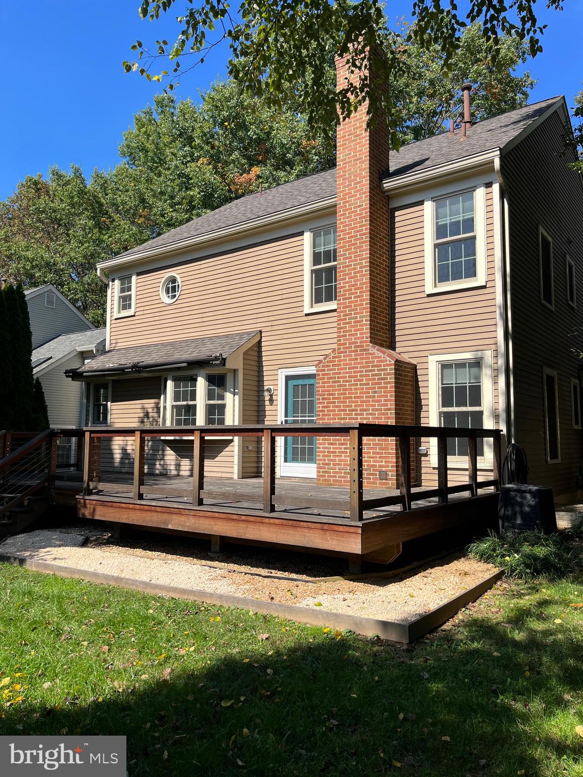 718 Beacon Hill Ter