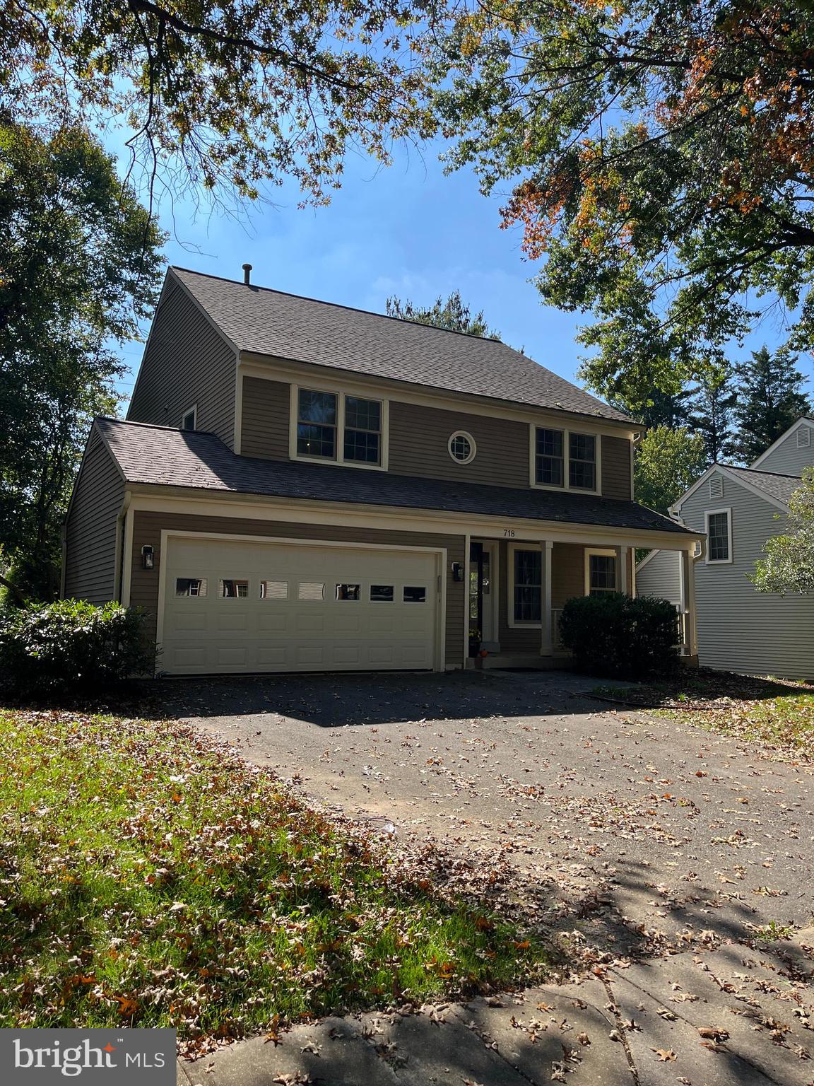 718 Beacon Hill Ter