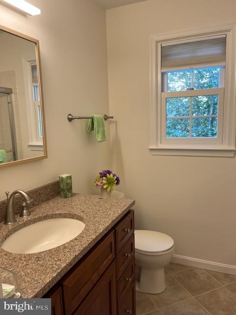718 Beacon Hill Ter