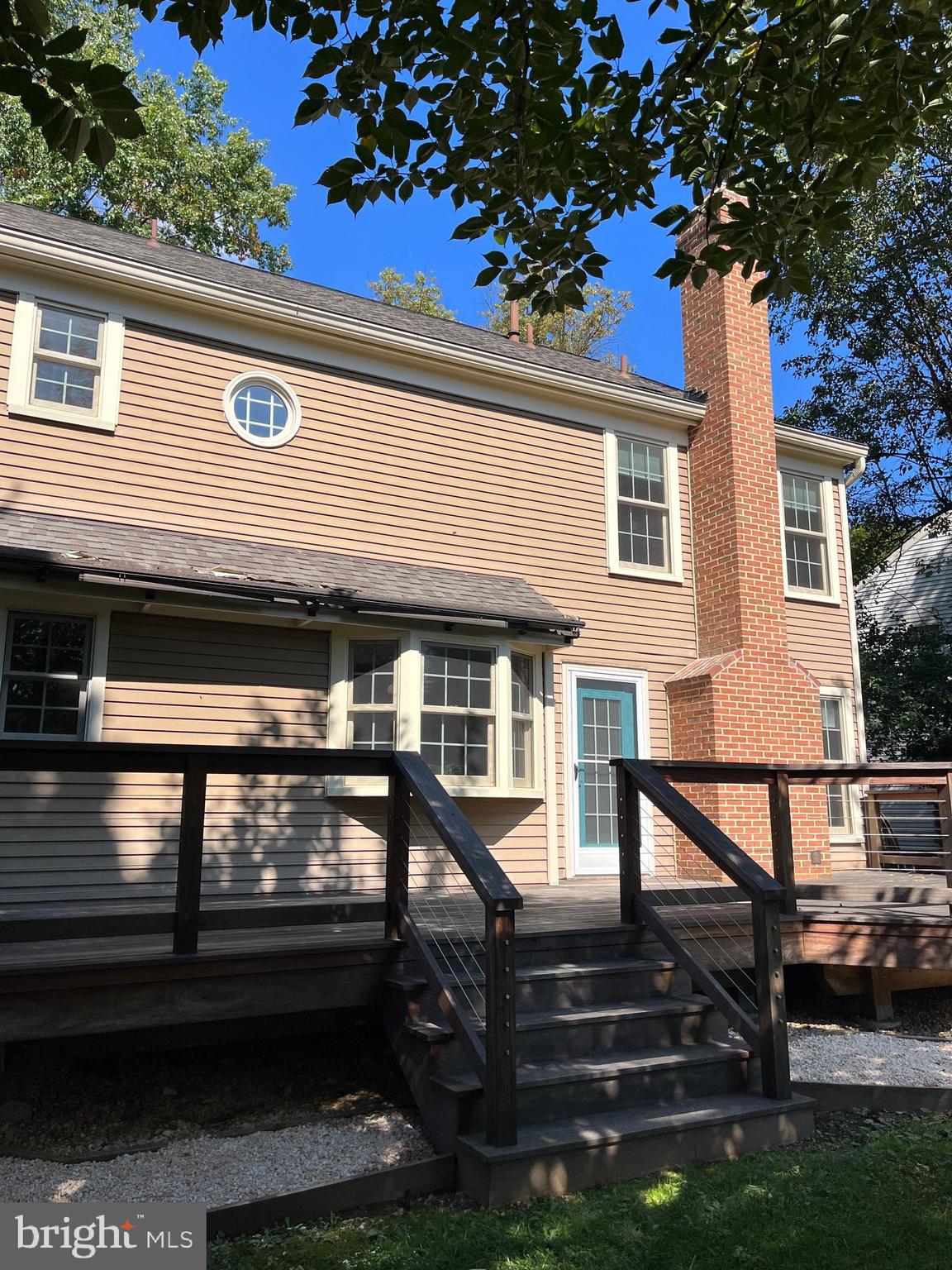 718 Beacon Hill Ter
