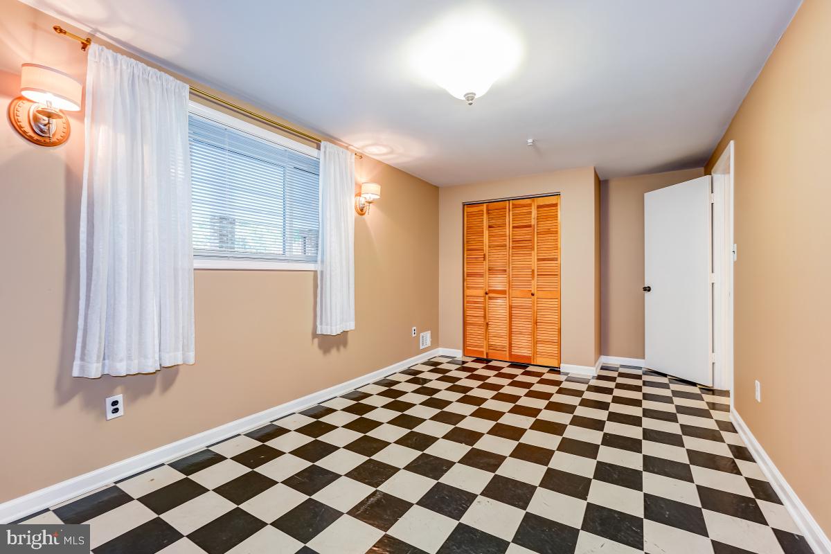 11113 Schuylkill ROAD