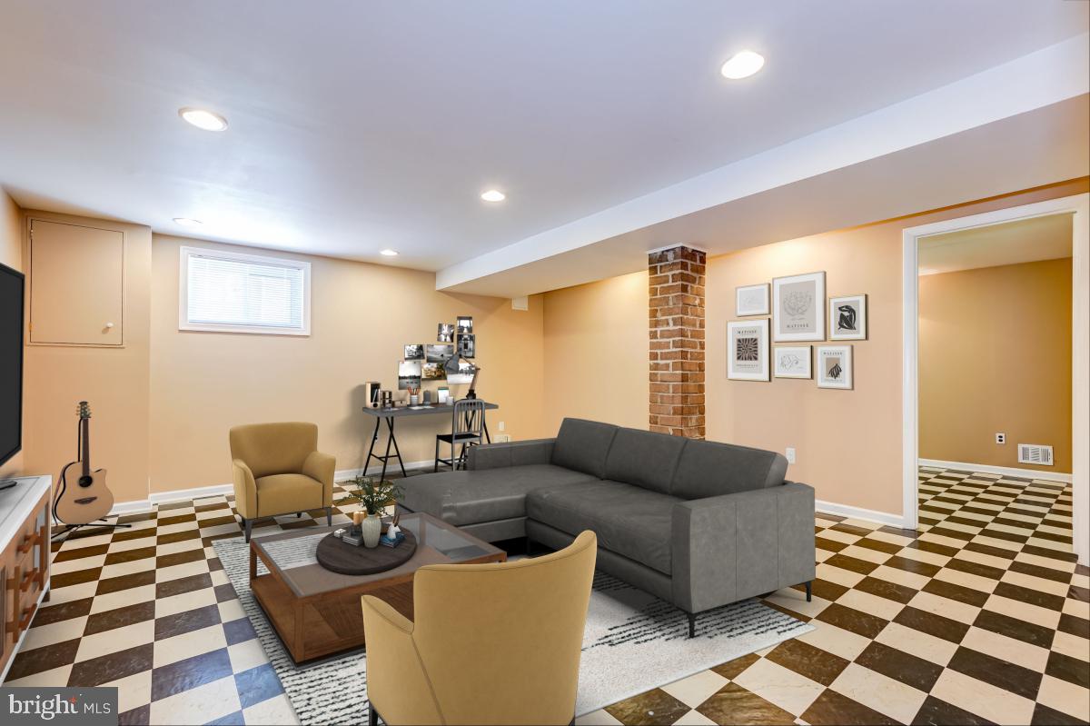 11113 Schuylkill ROAD