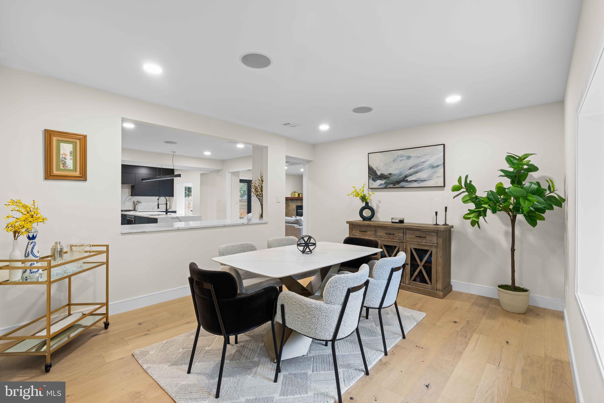 9312 Garden COURT