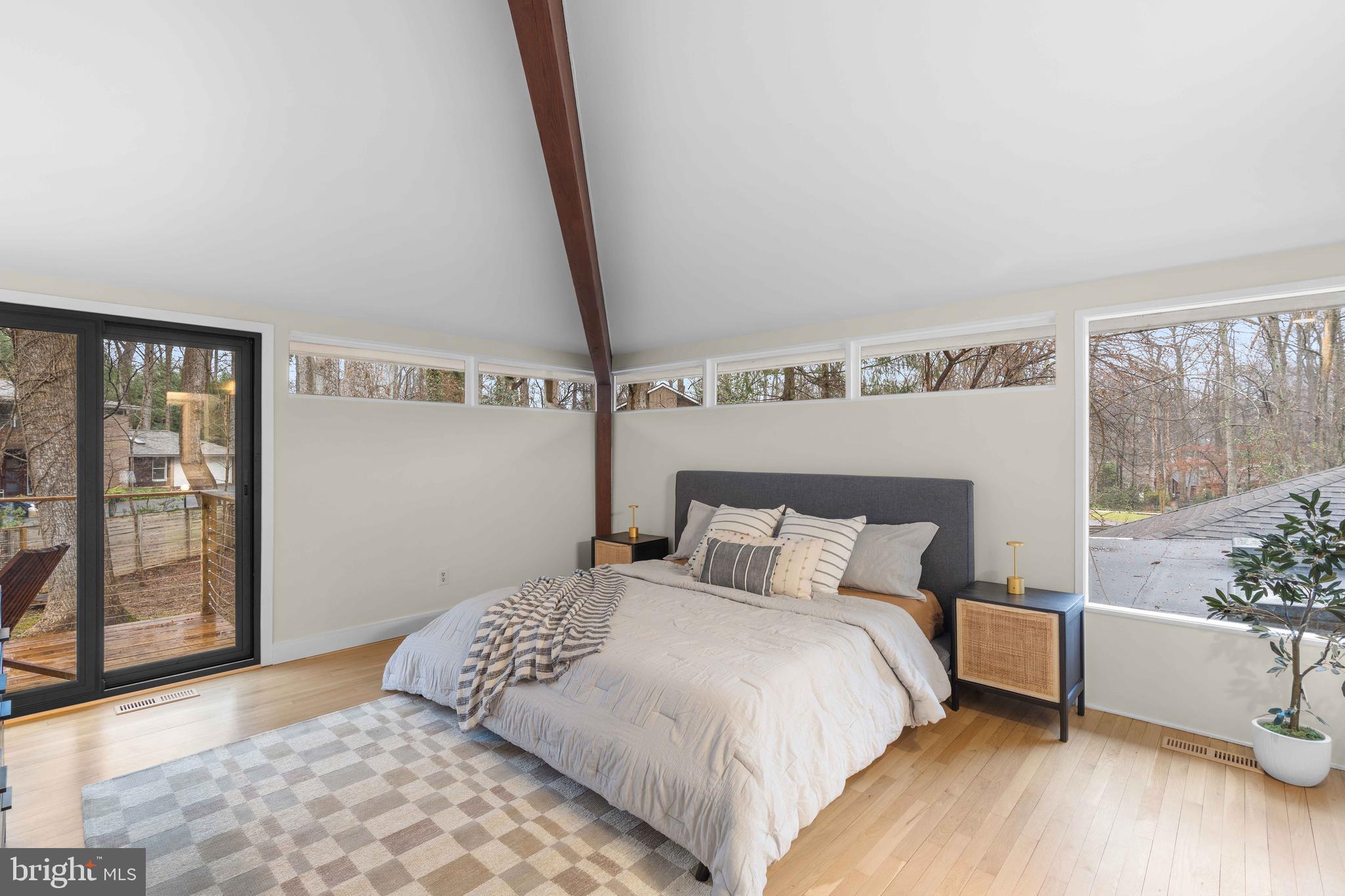 9312 Garden COURT