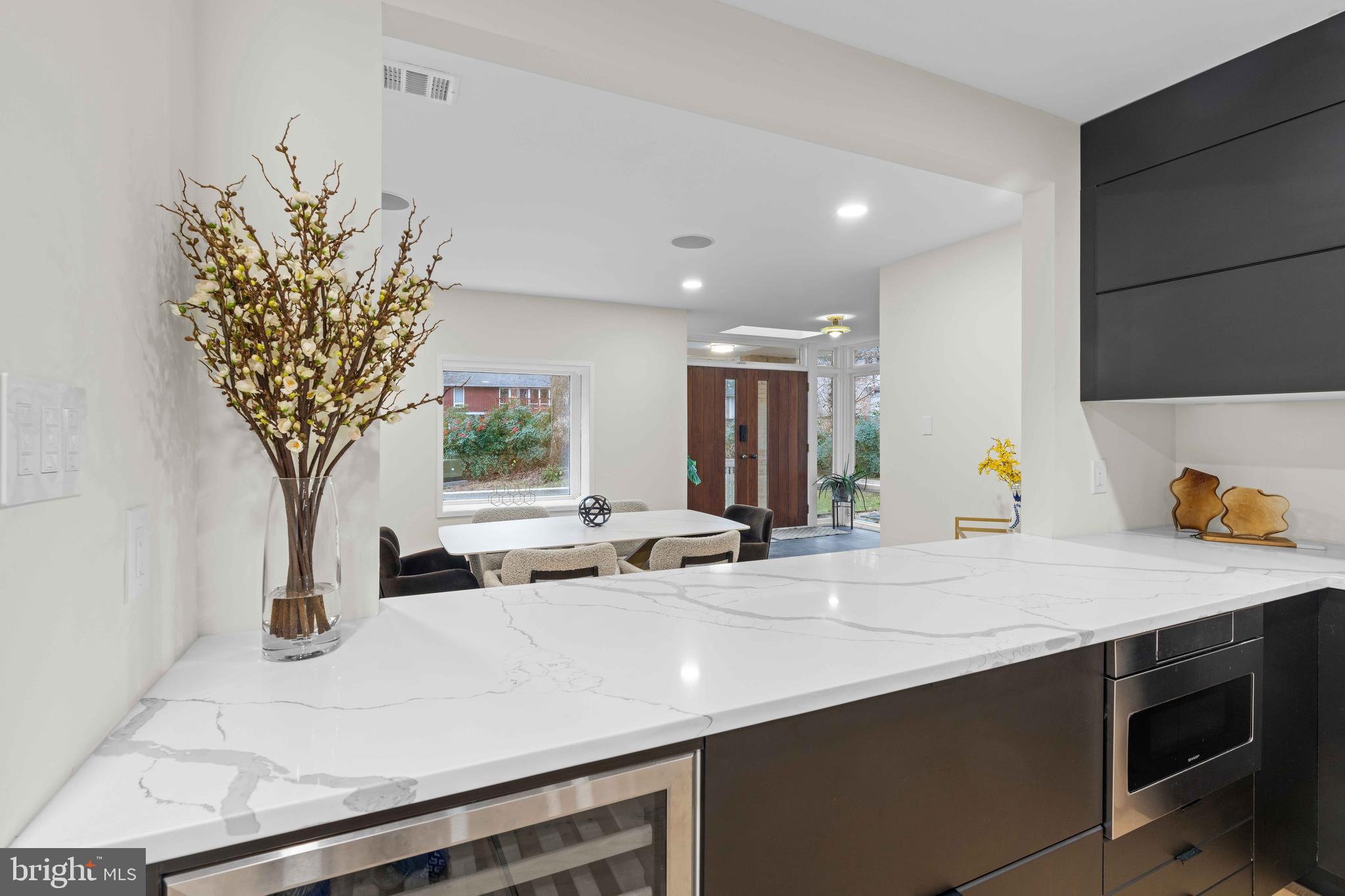 9312 Garden COURT