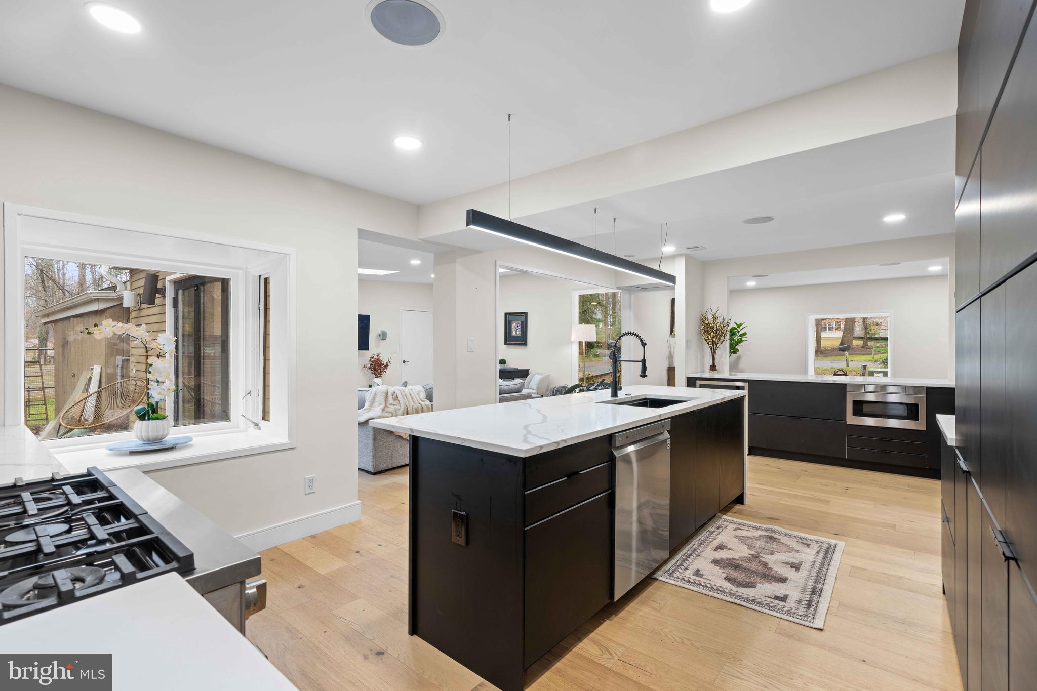 9312 Garden COURT