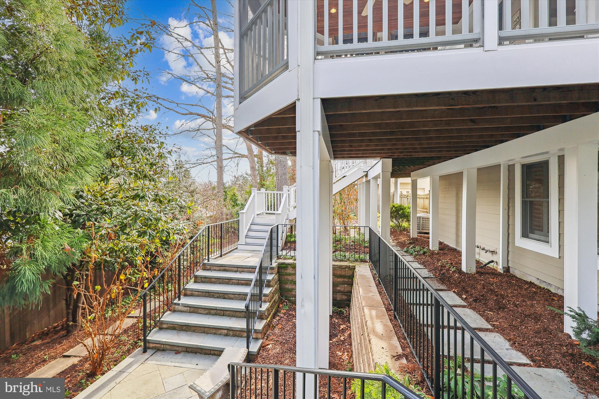 5017 Scarsdale Rd