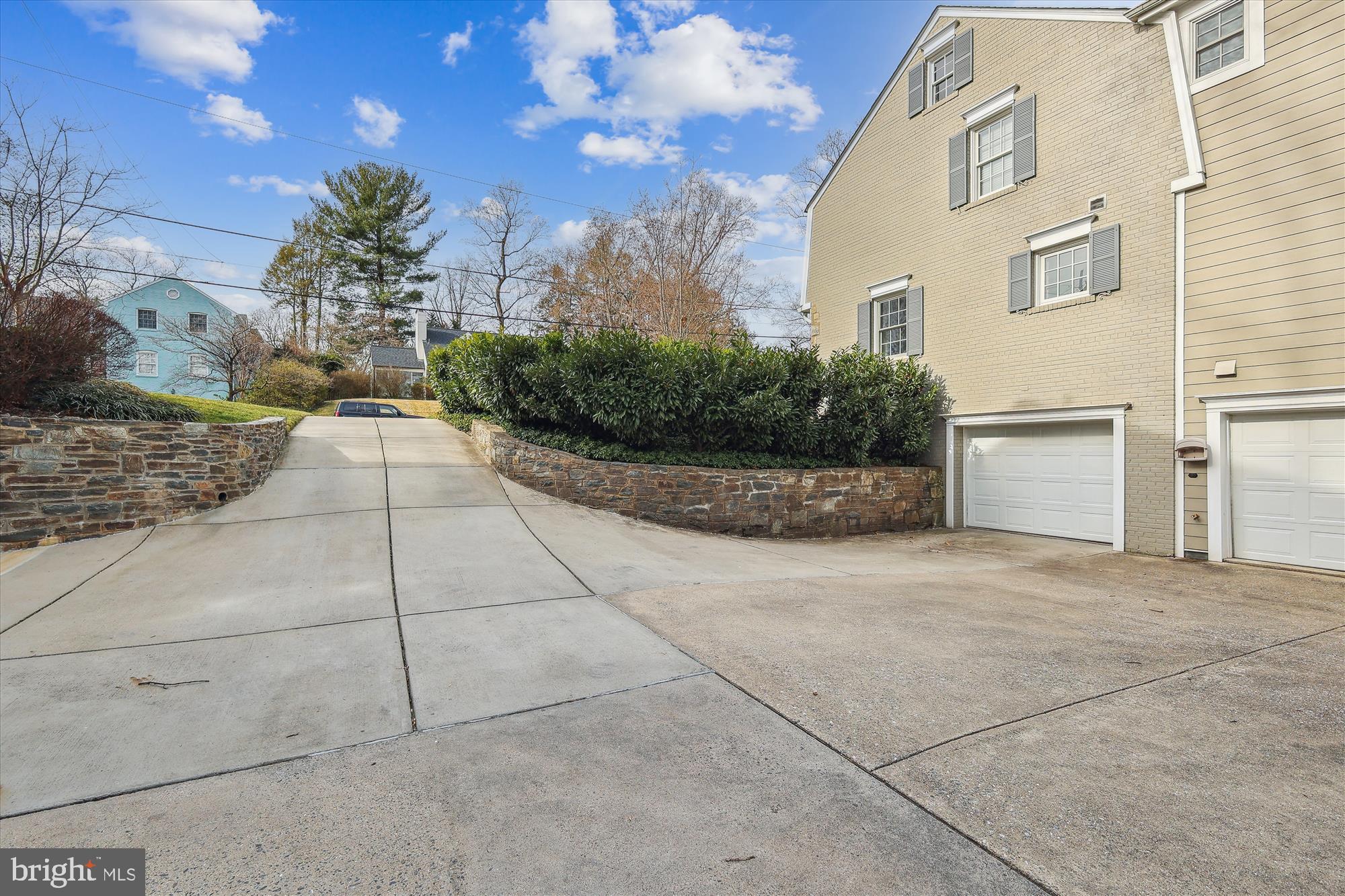 5017 Scarsdale Rd