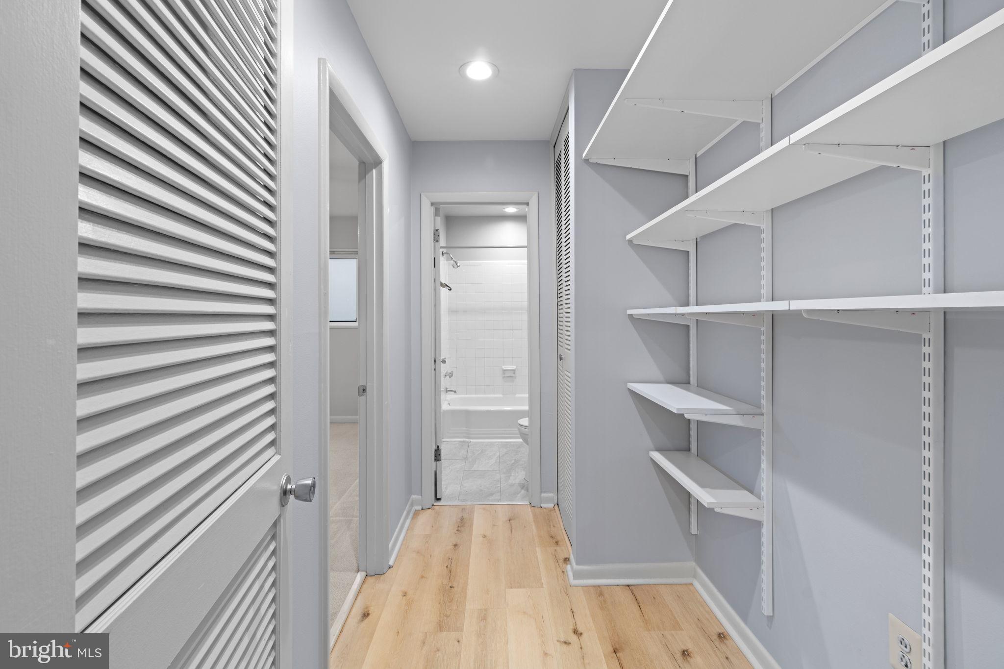 10676 Weymouth St #203