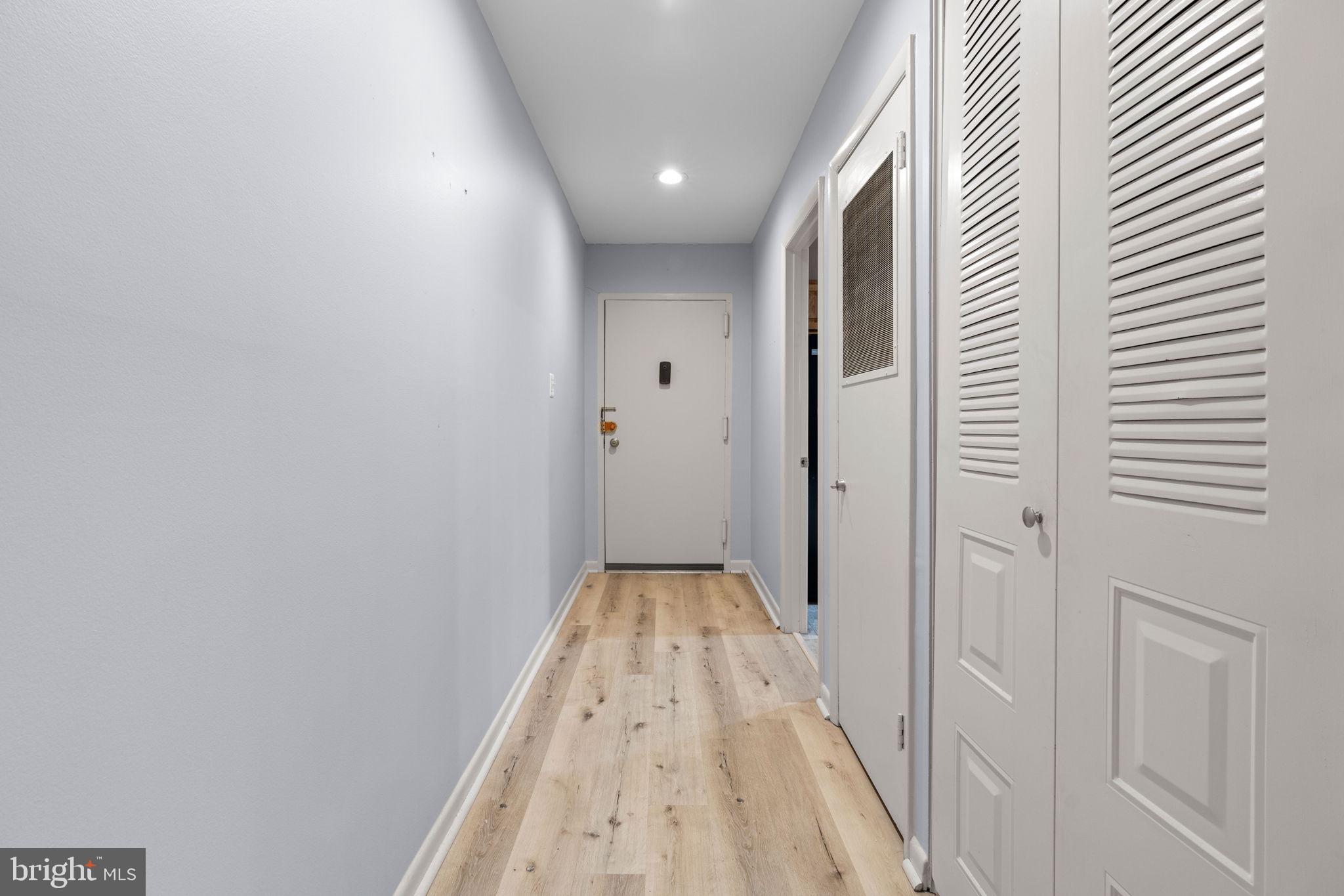 10676 Weymouth St #203