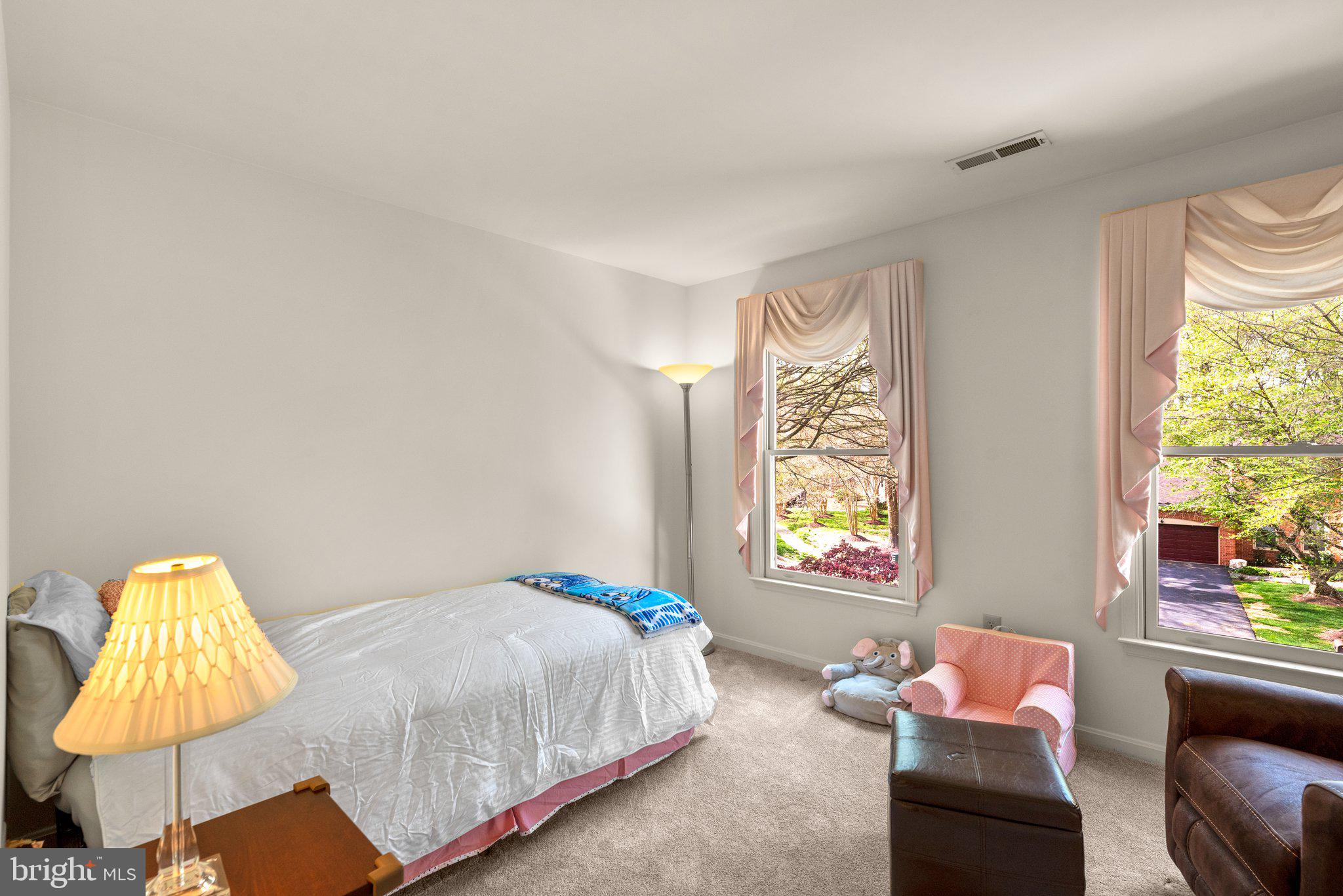 605 Pebble Beach Dr