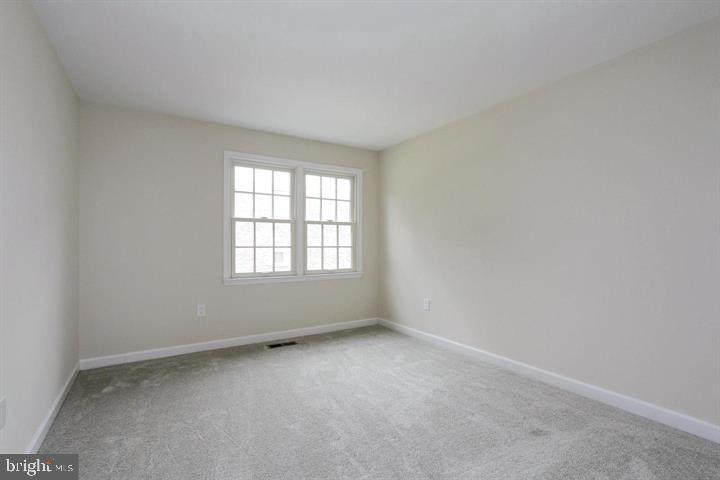 5922 Dorchester
