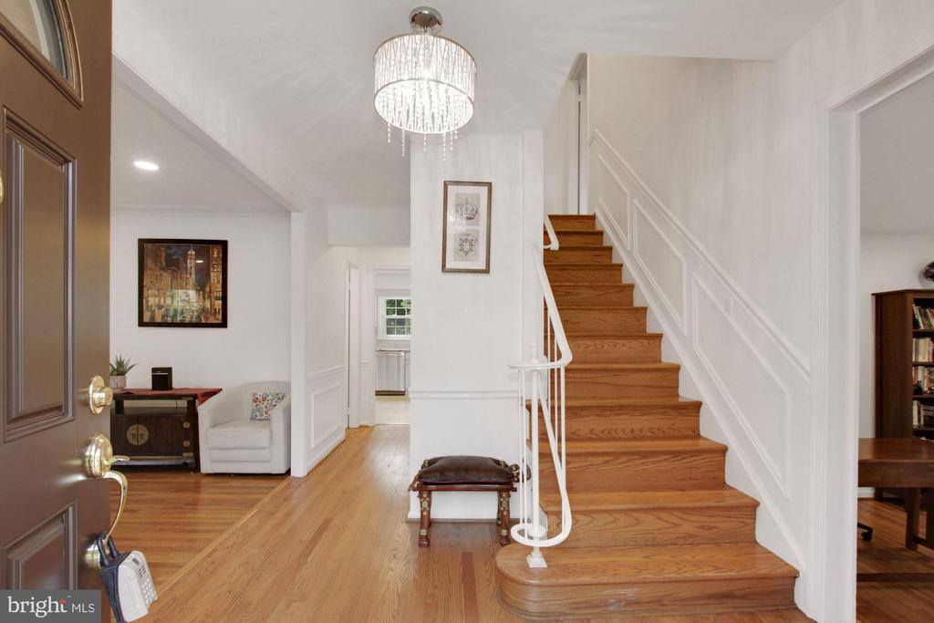 13 Buckspark Ct