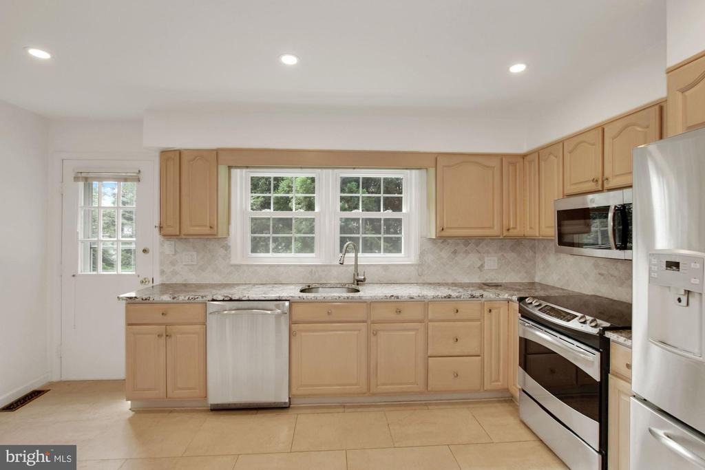 13 Buckspark Ct