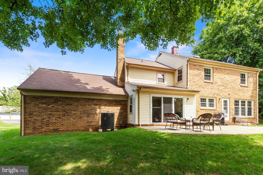 13 Buckspark Ct