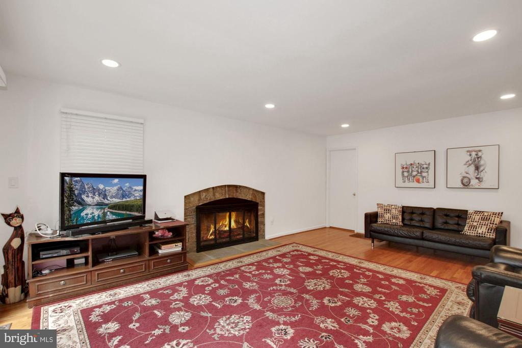 13 Buckspark Ct