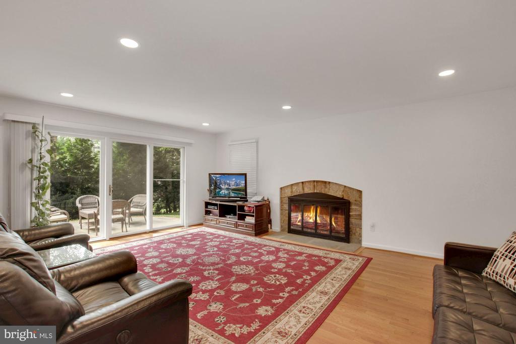13 Buckspark Ct