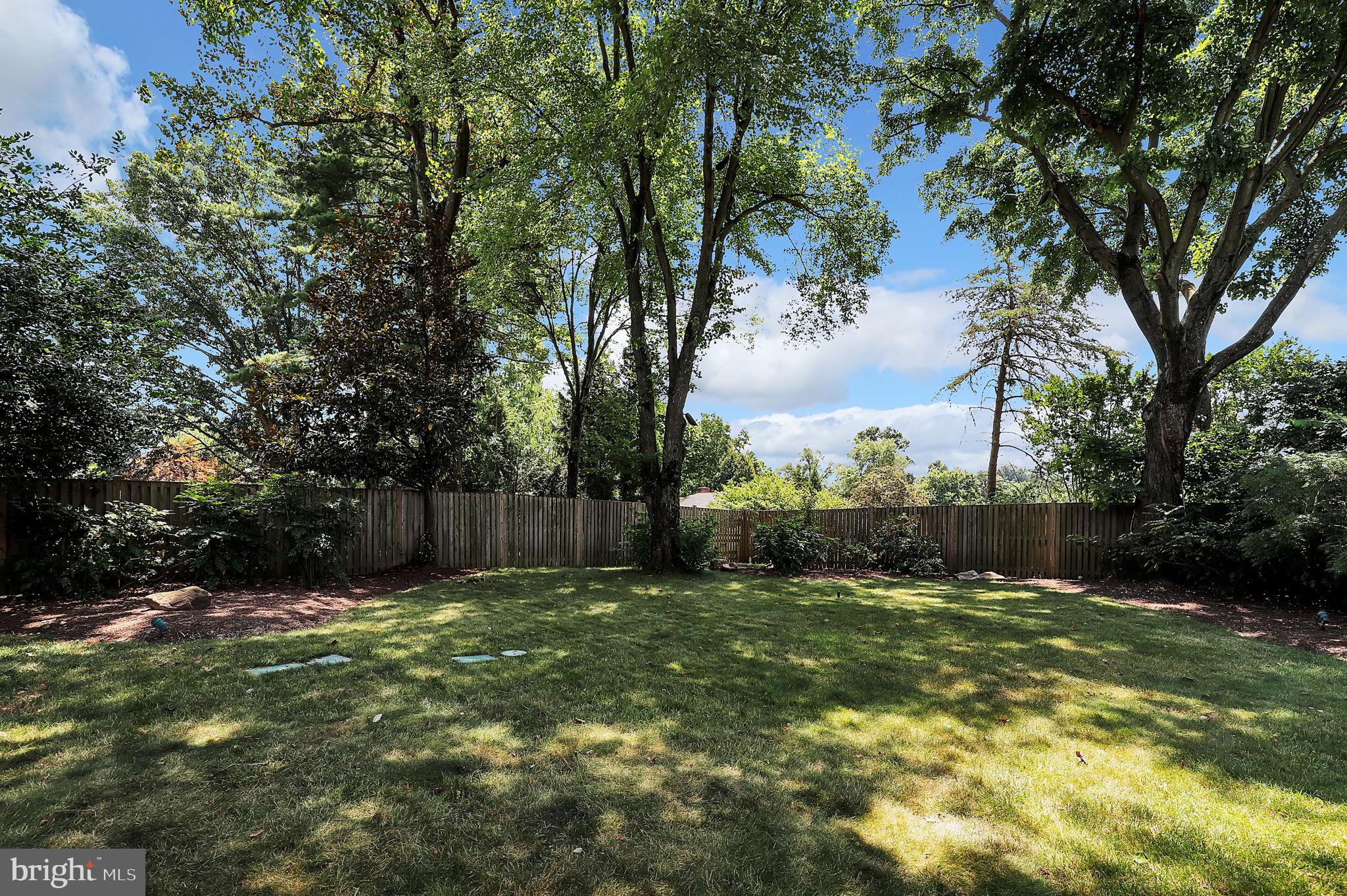 11208 Stephalee Ln