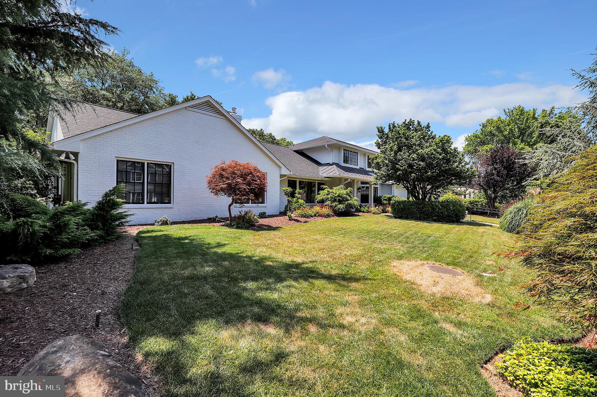 11208 Stephalee Ln