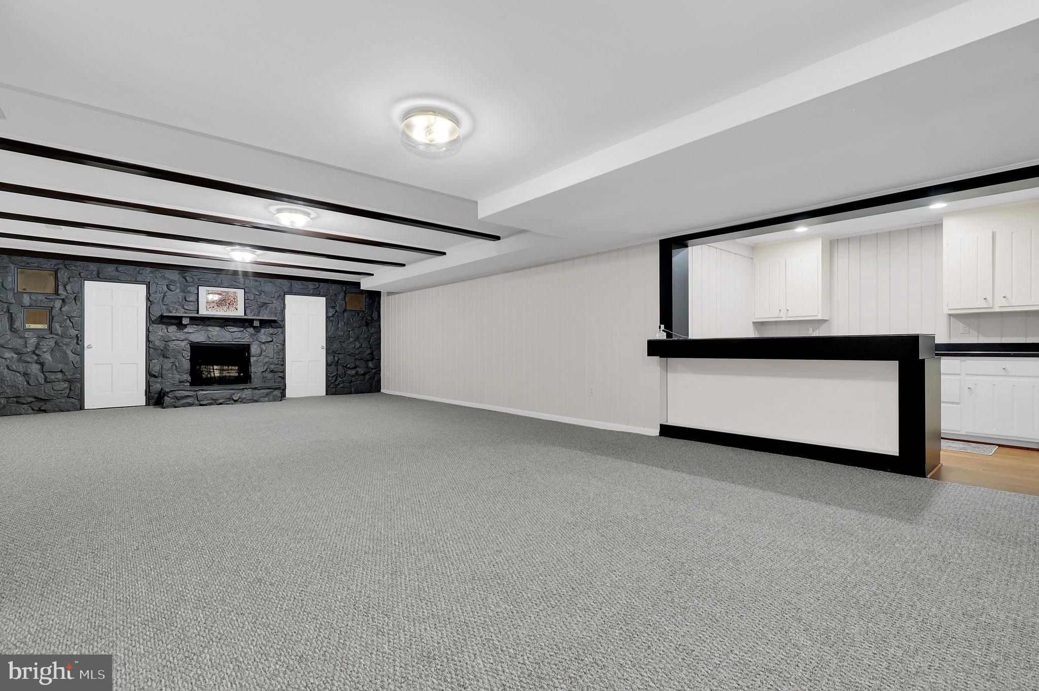 11208 Stephalee Ln