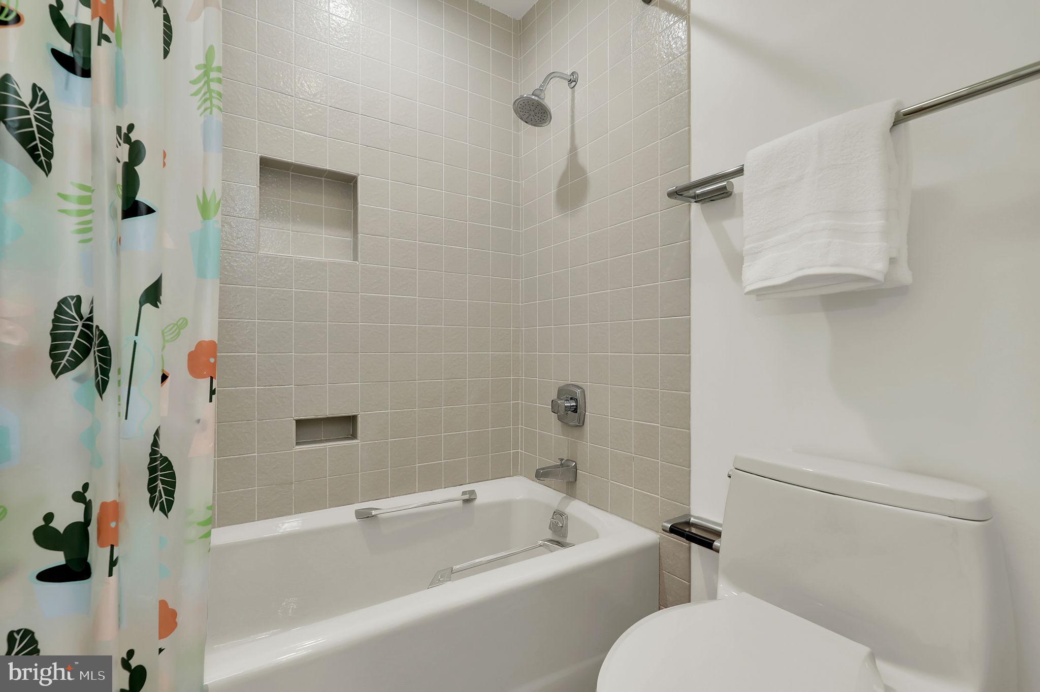 11208 Stephalee Ln