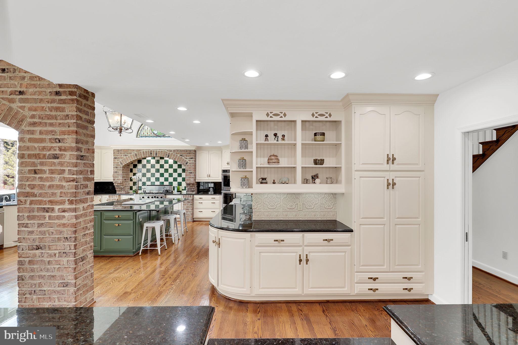 11208 Stephalee Ln
