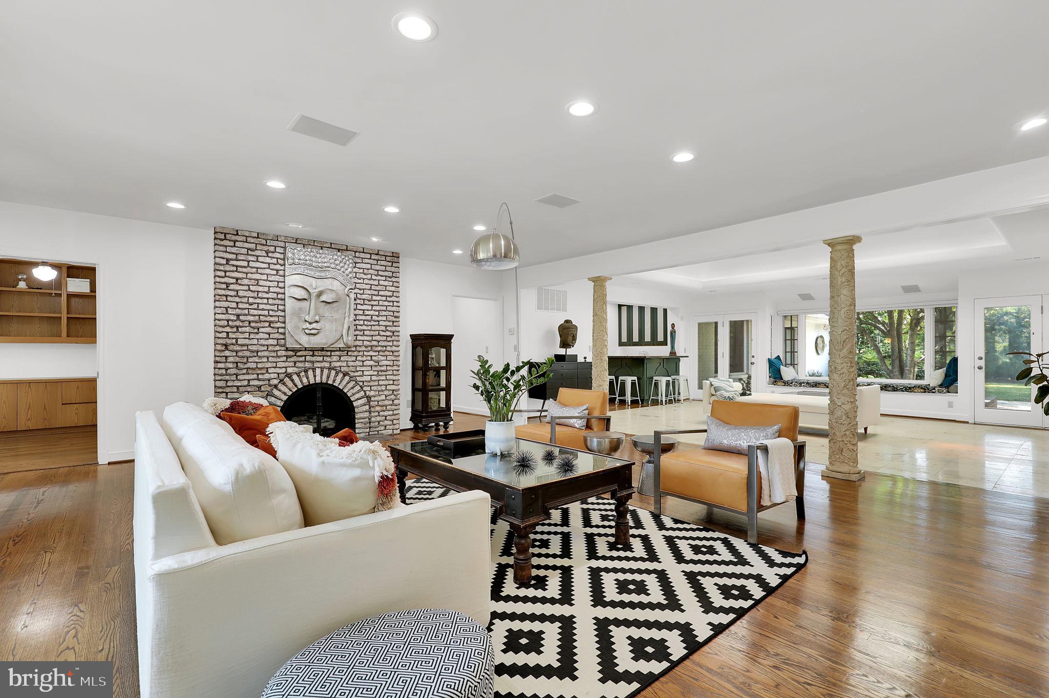 11208 Stephalee Ln