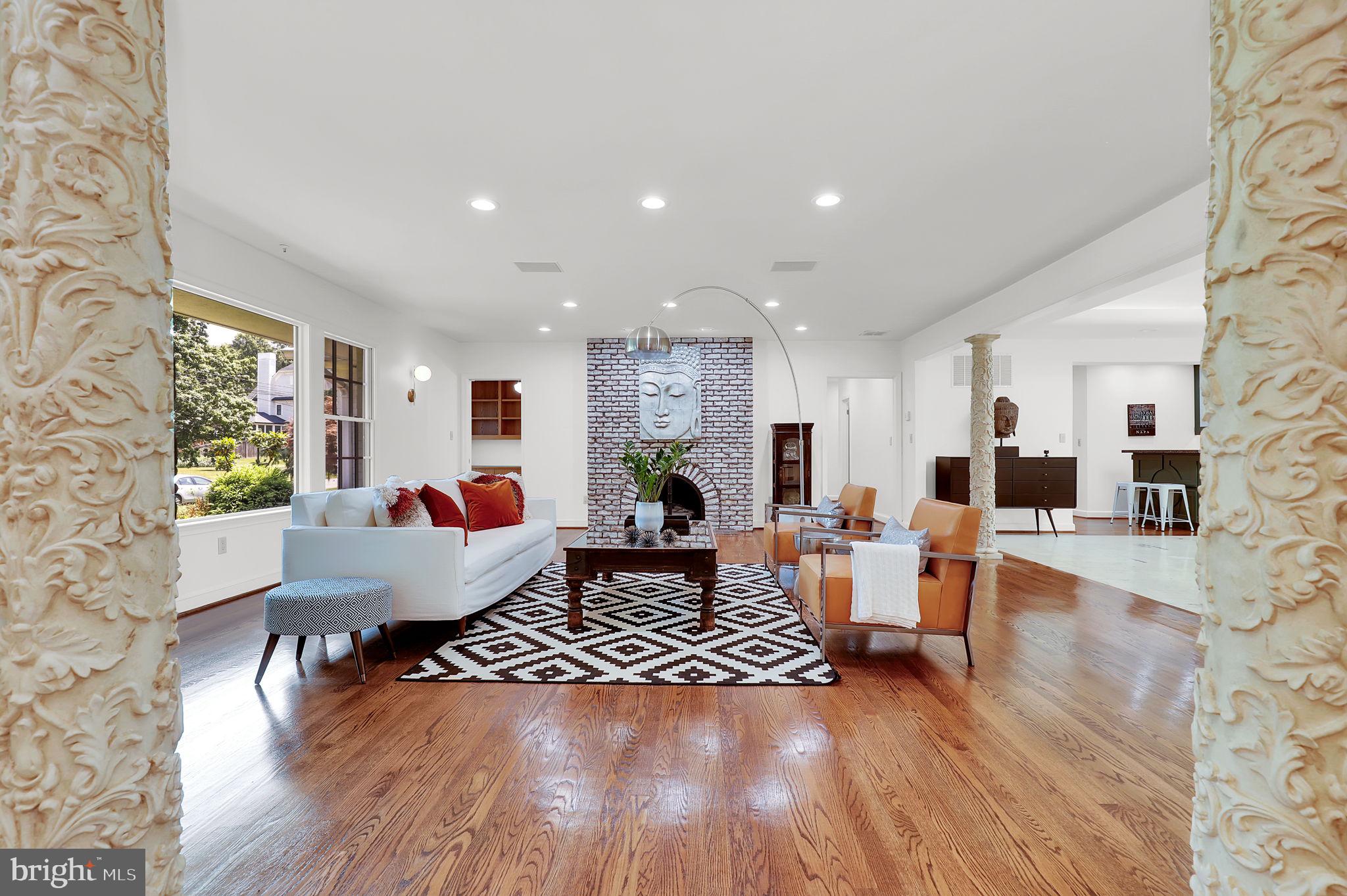 11208 Stephalee Ln