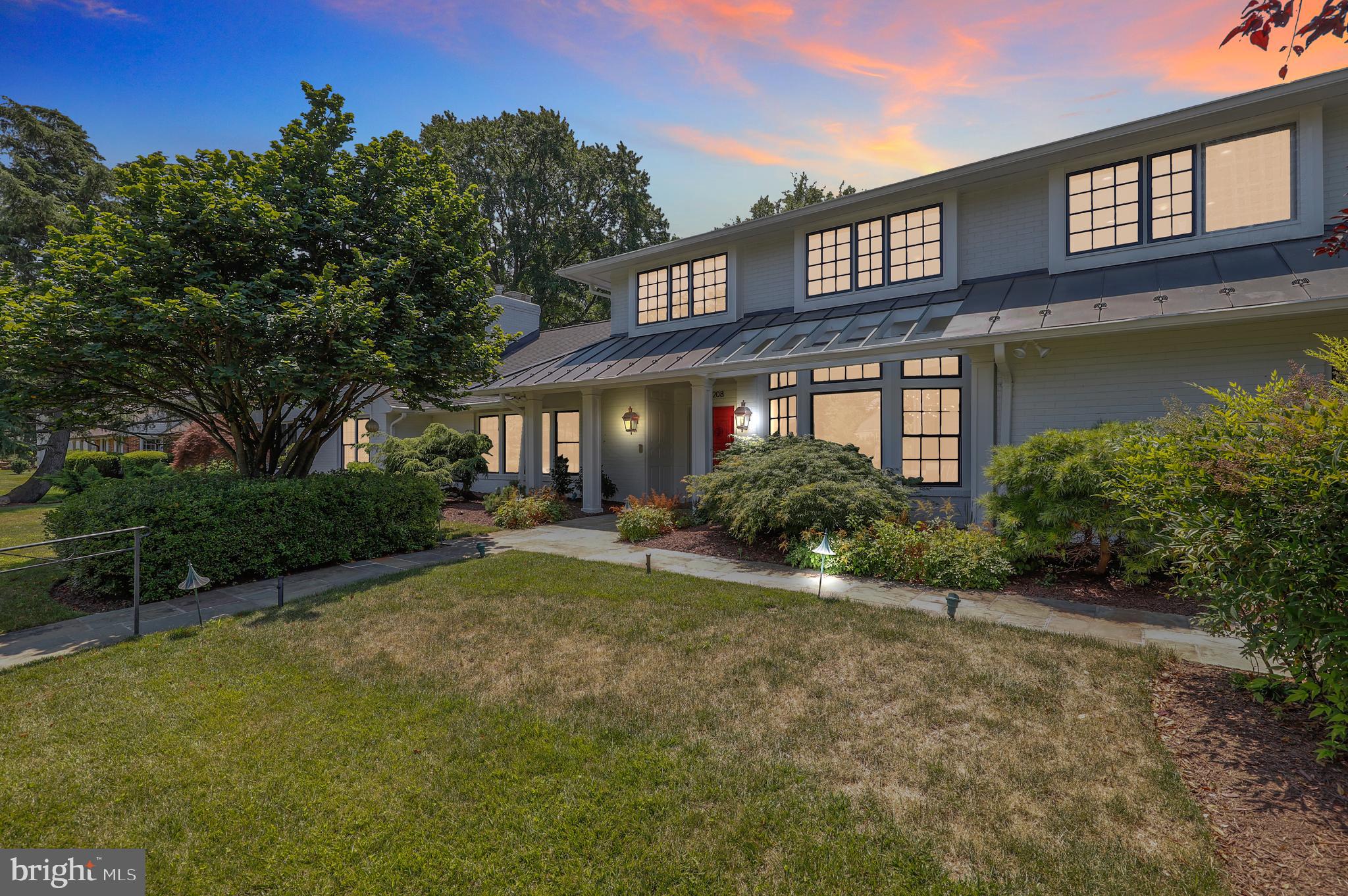 11208 Stephalee Ln