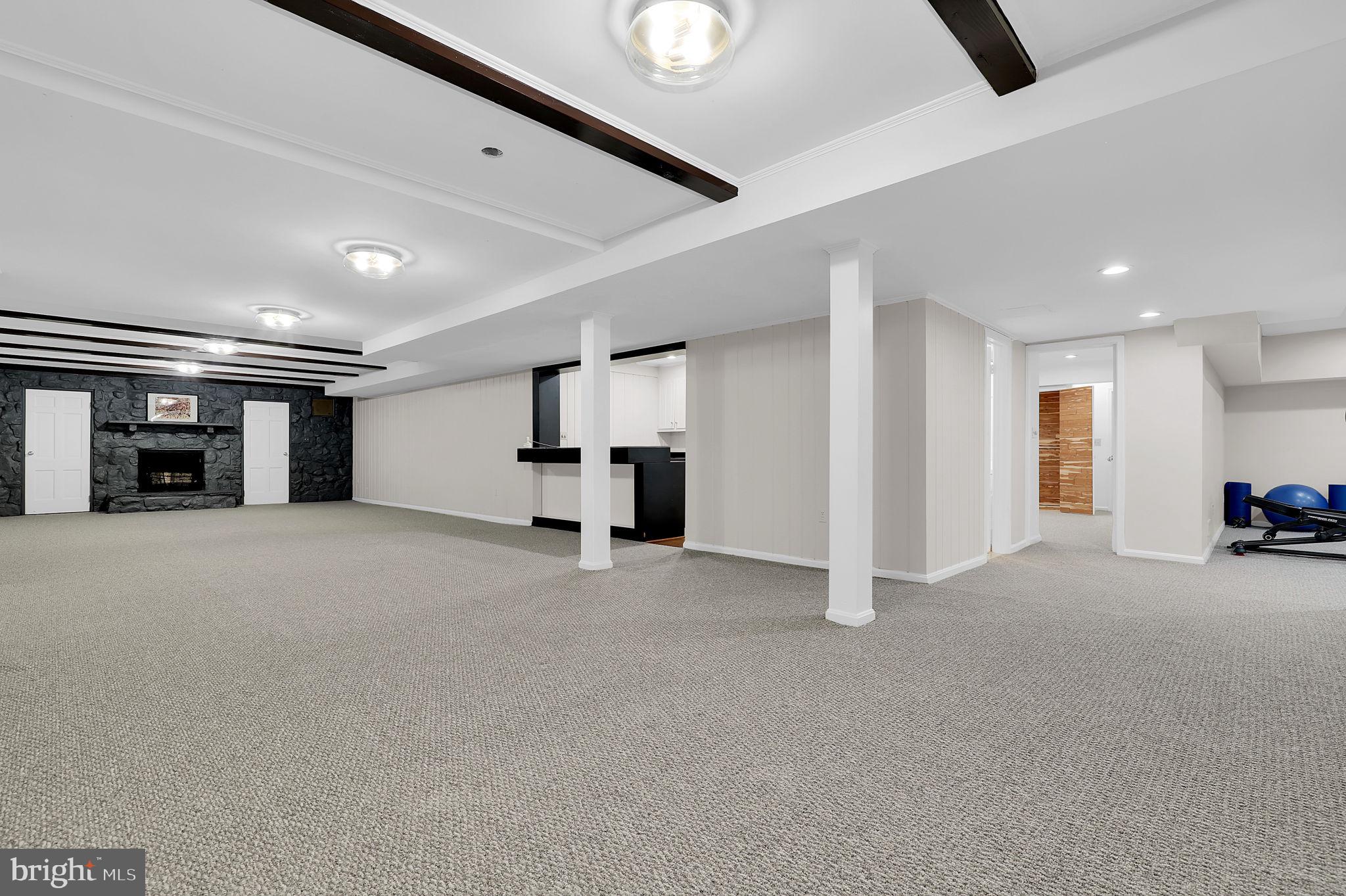 11208 Stephalee Ln