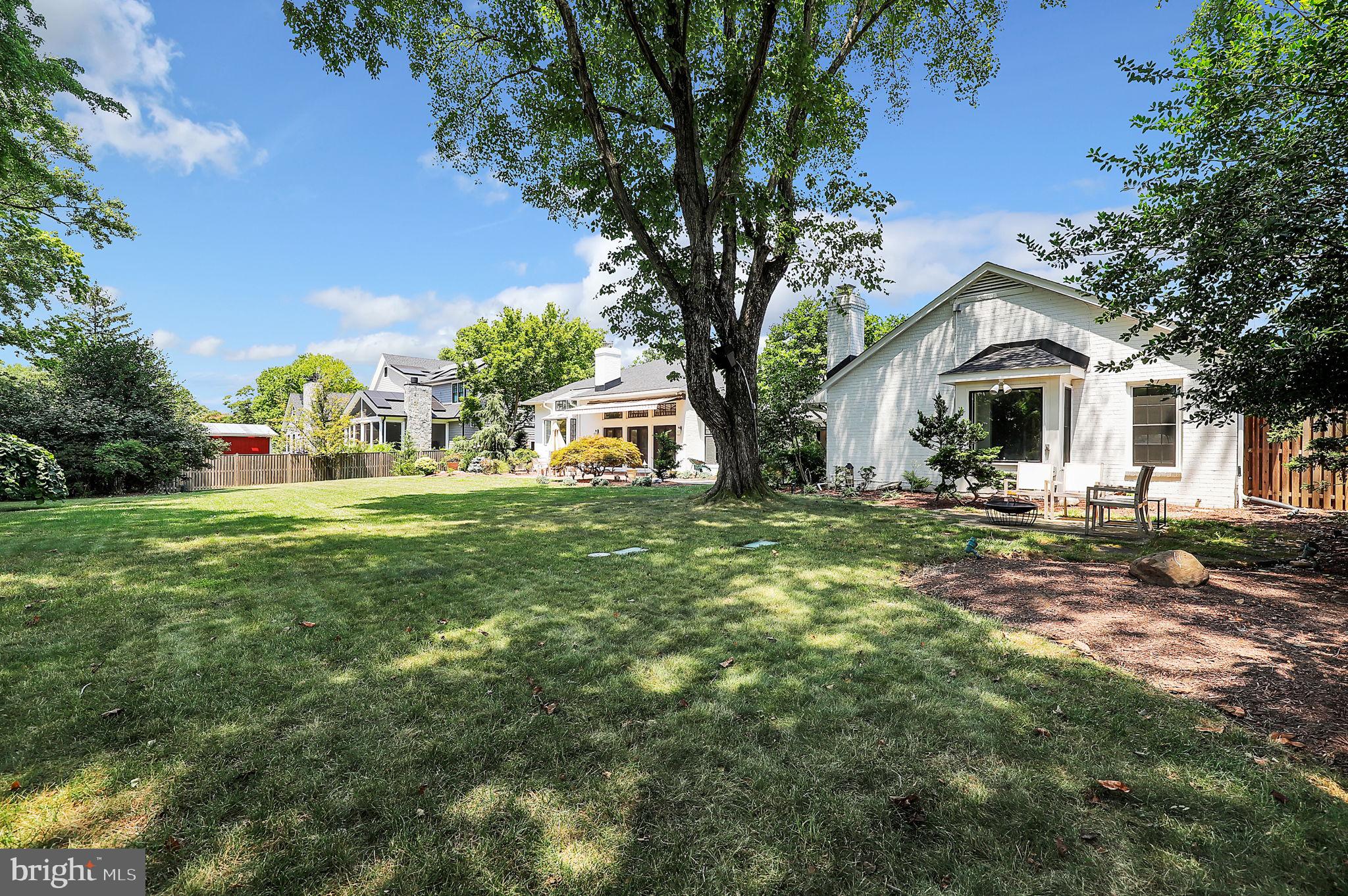 11208 Stephalee Ln