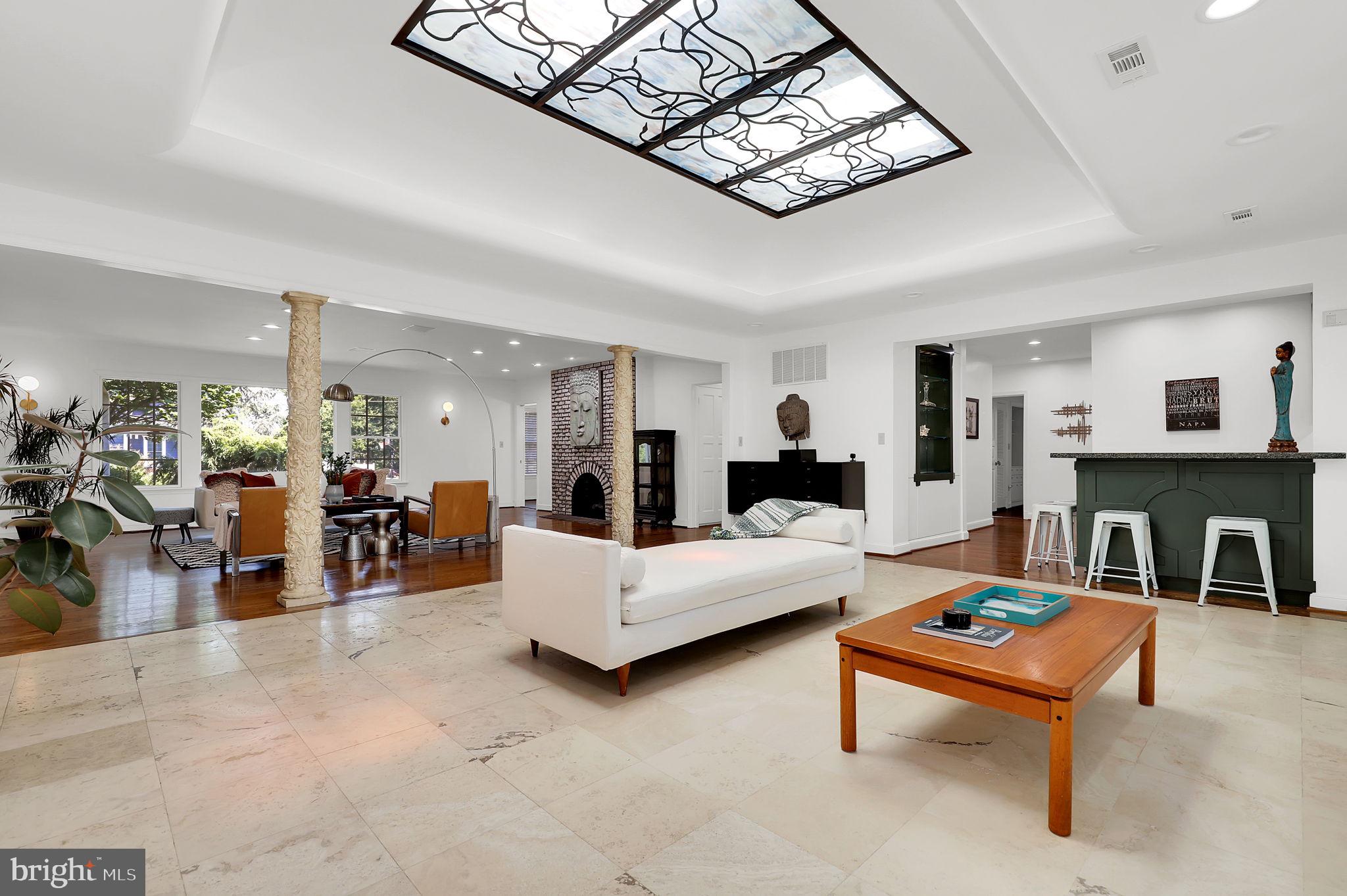 11208 Stephalee Ln