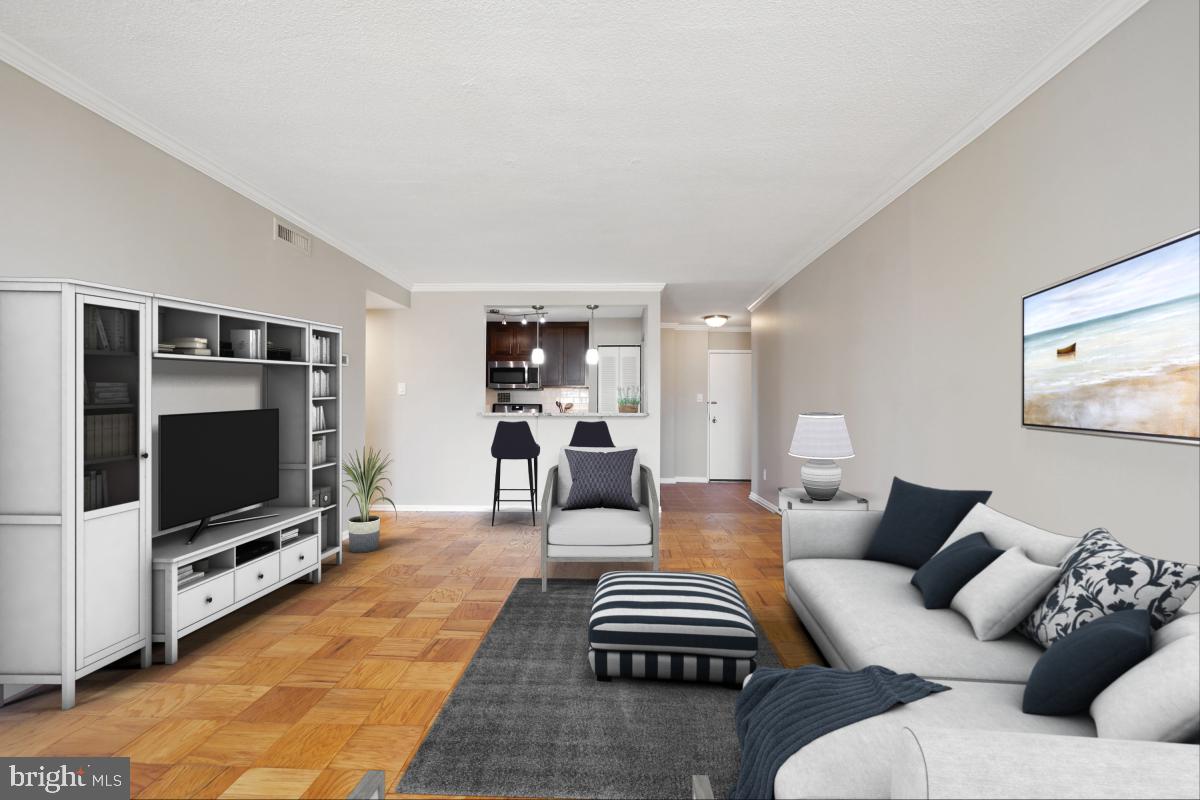 4 Monroe St #1010