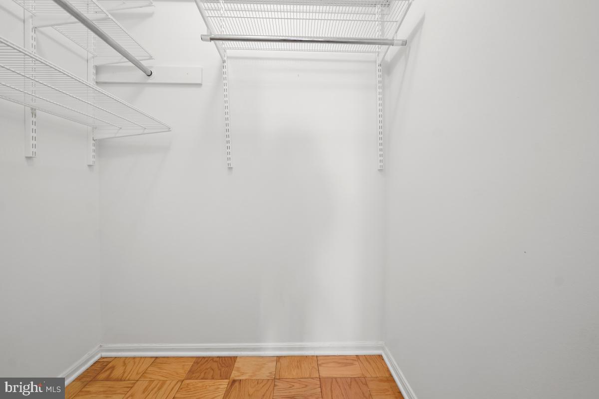4 Monroe St #1010