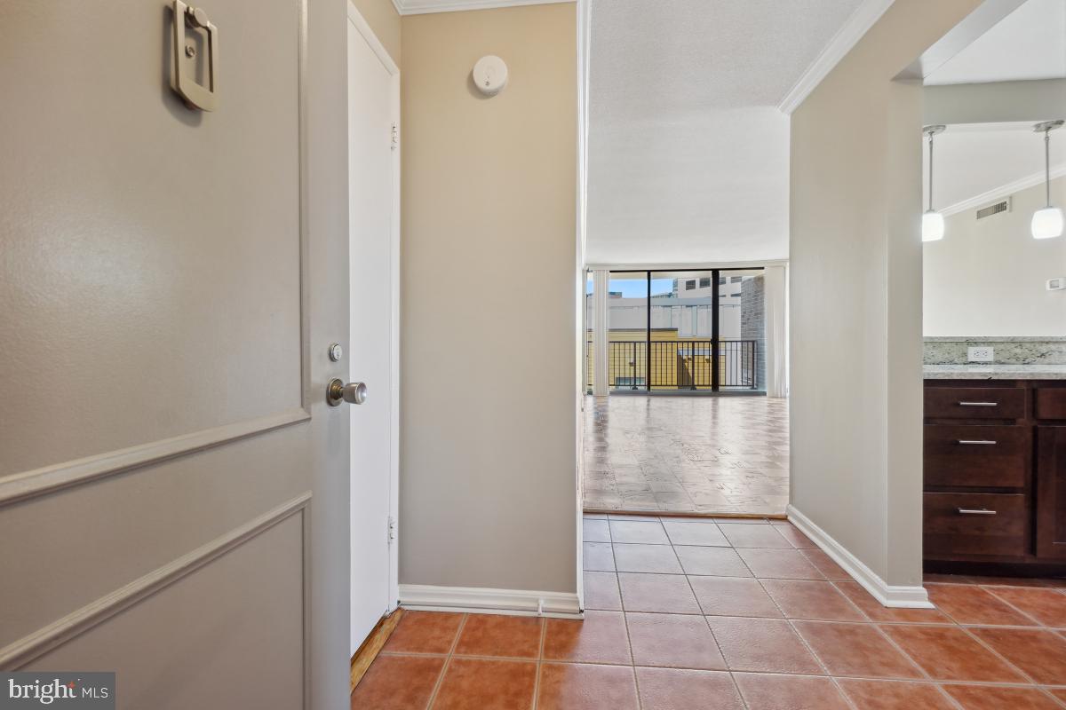 4 Monroe St #1010
