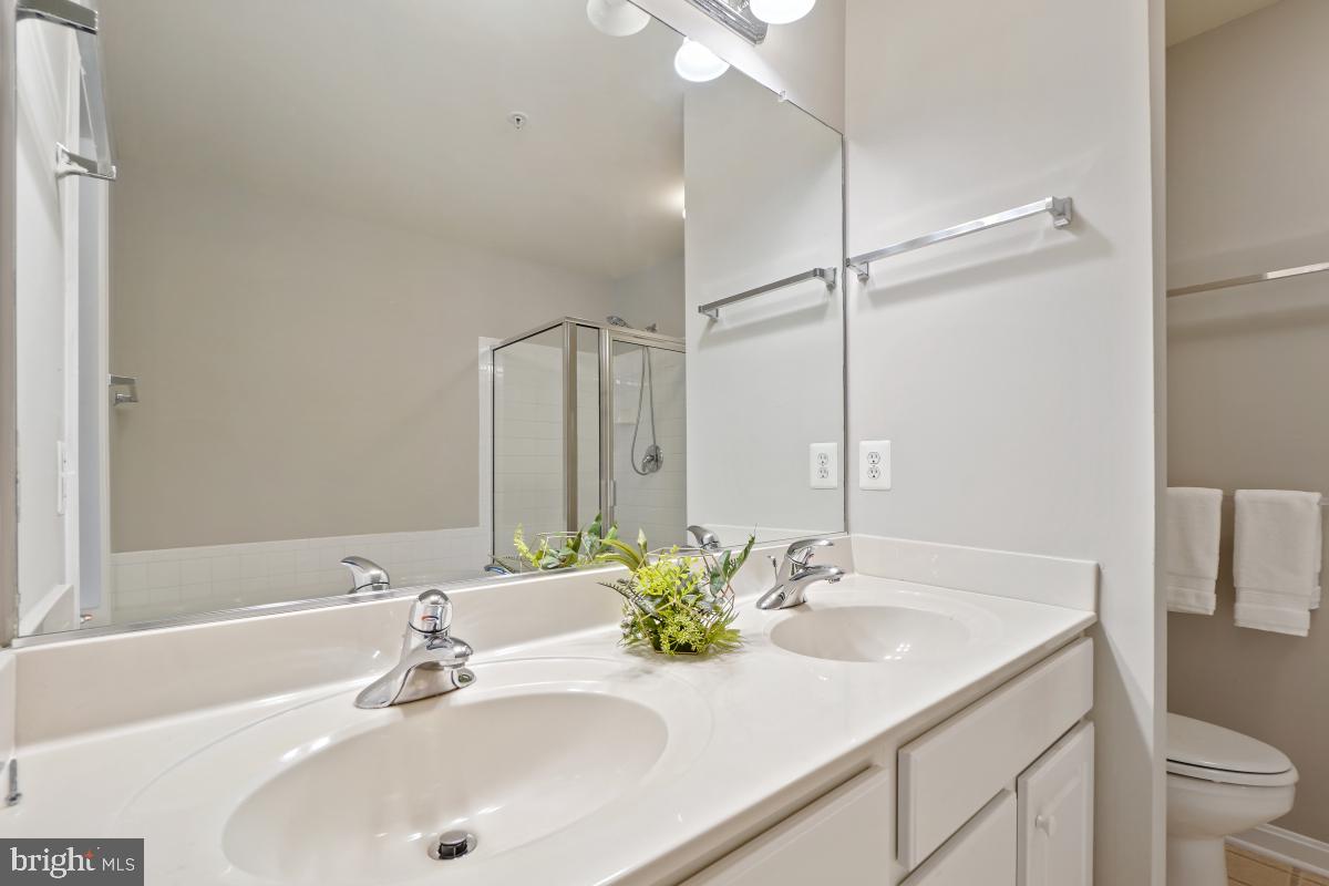 357 Fallsgrove Dr #54