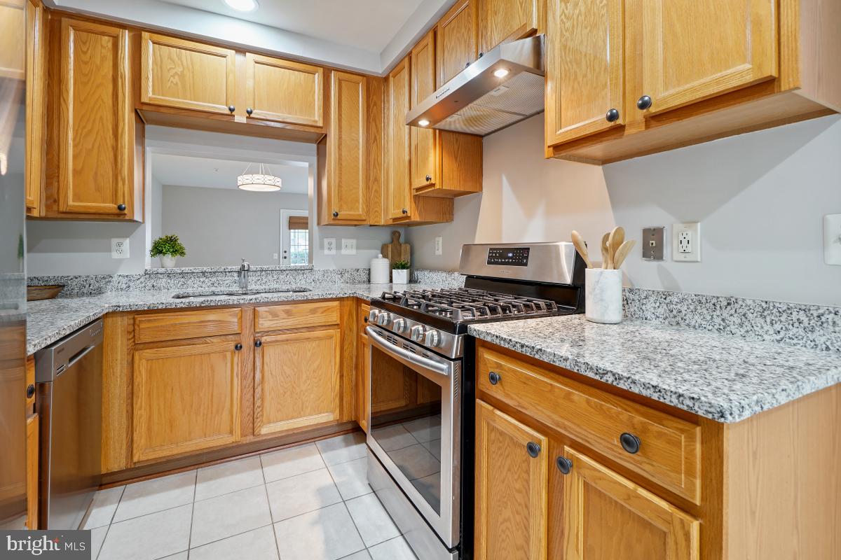 357 Fallsgrove Dr #54