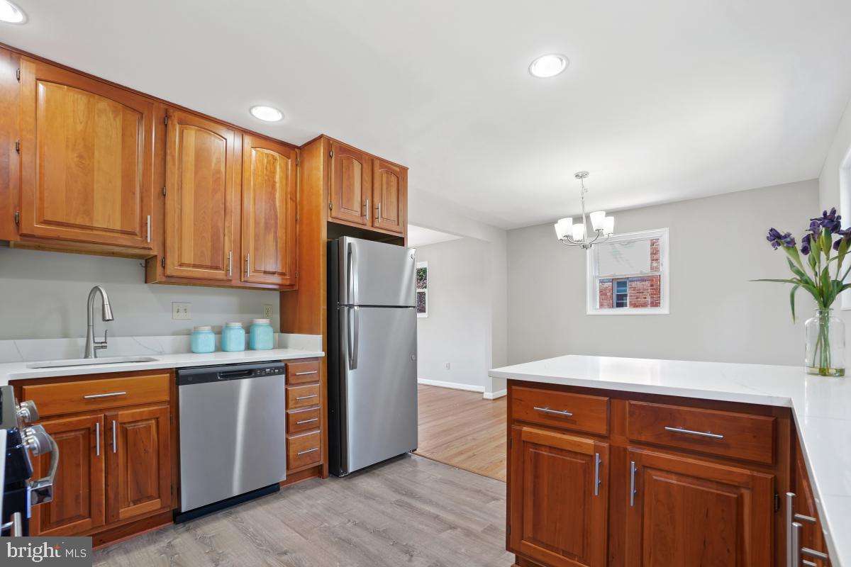 4711 Oxbow Rd
