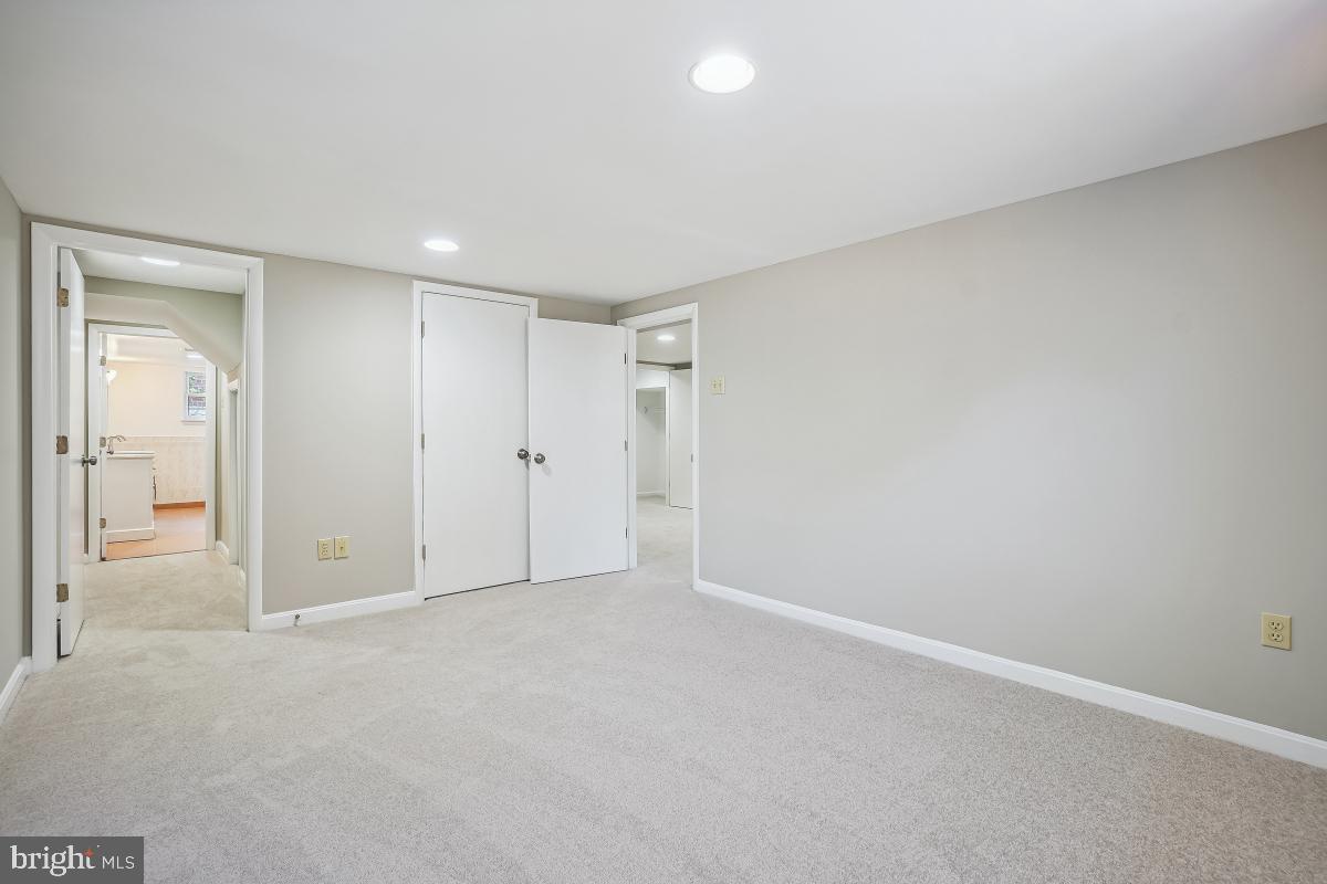 4711 Oxbow Rd