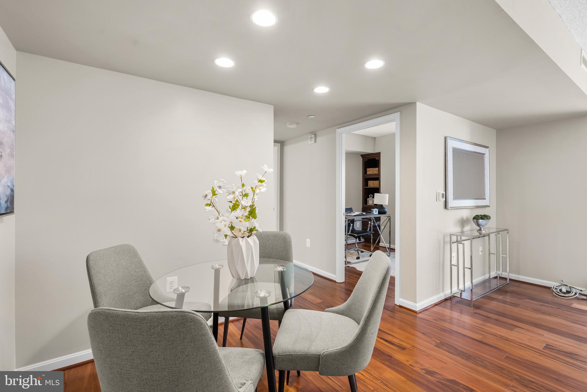 11710 Old Georgetown #528