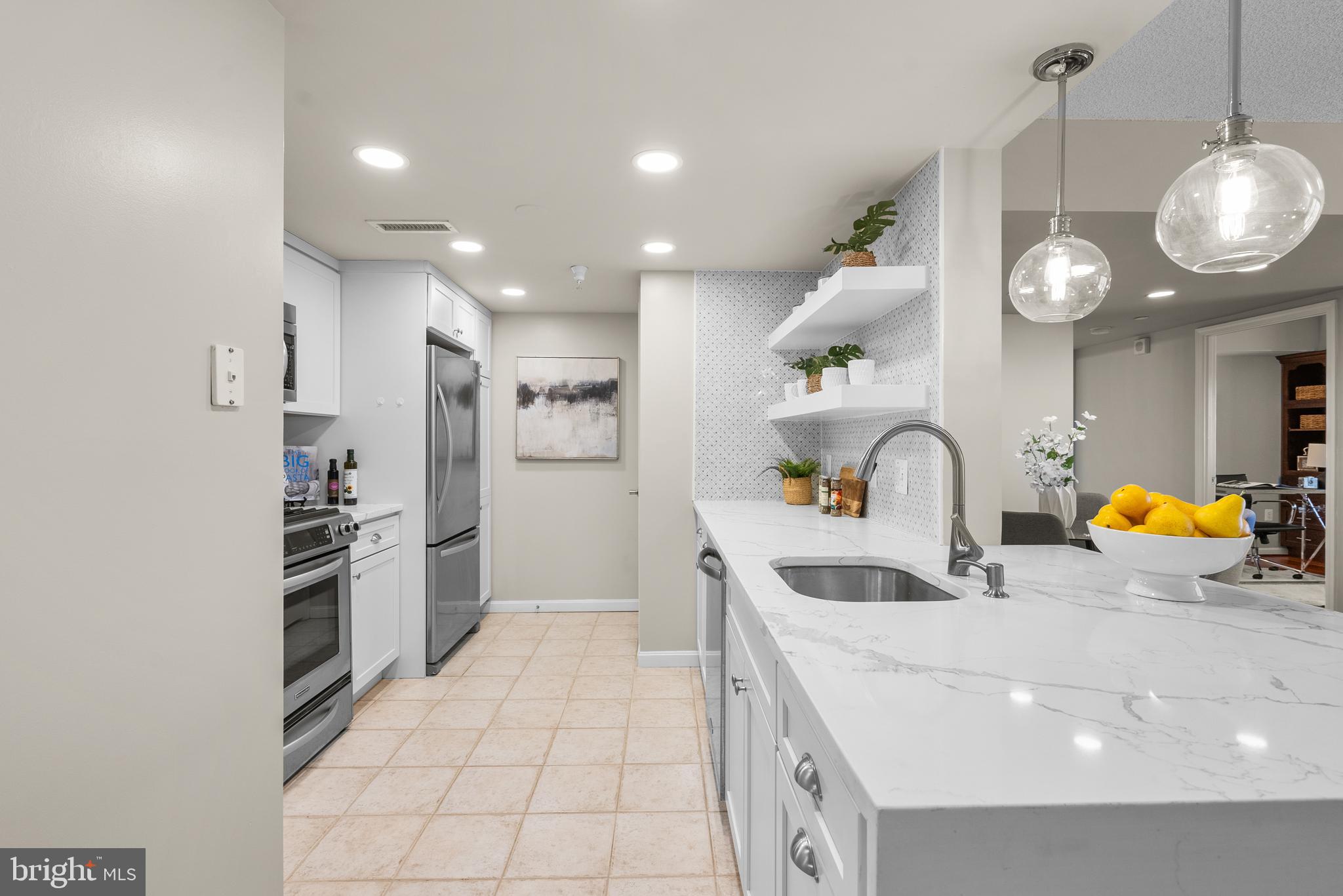 11710 Old Georgetown #528