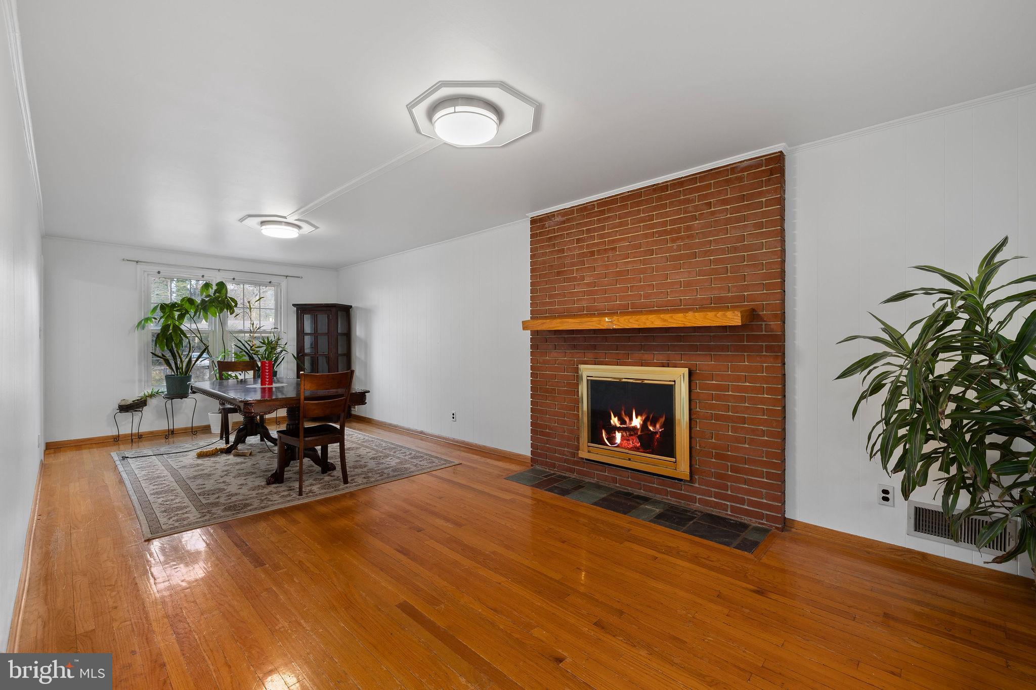 12405 Lima Dr